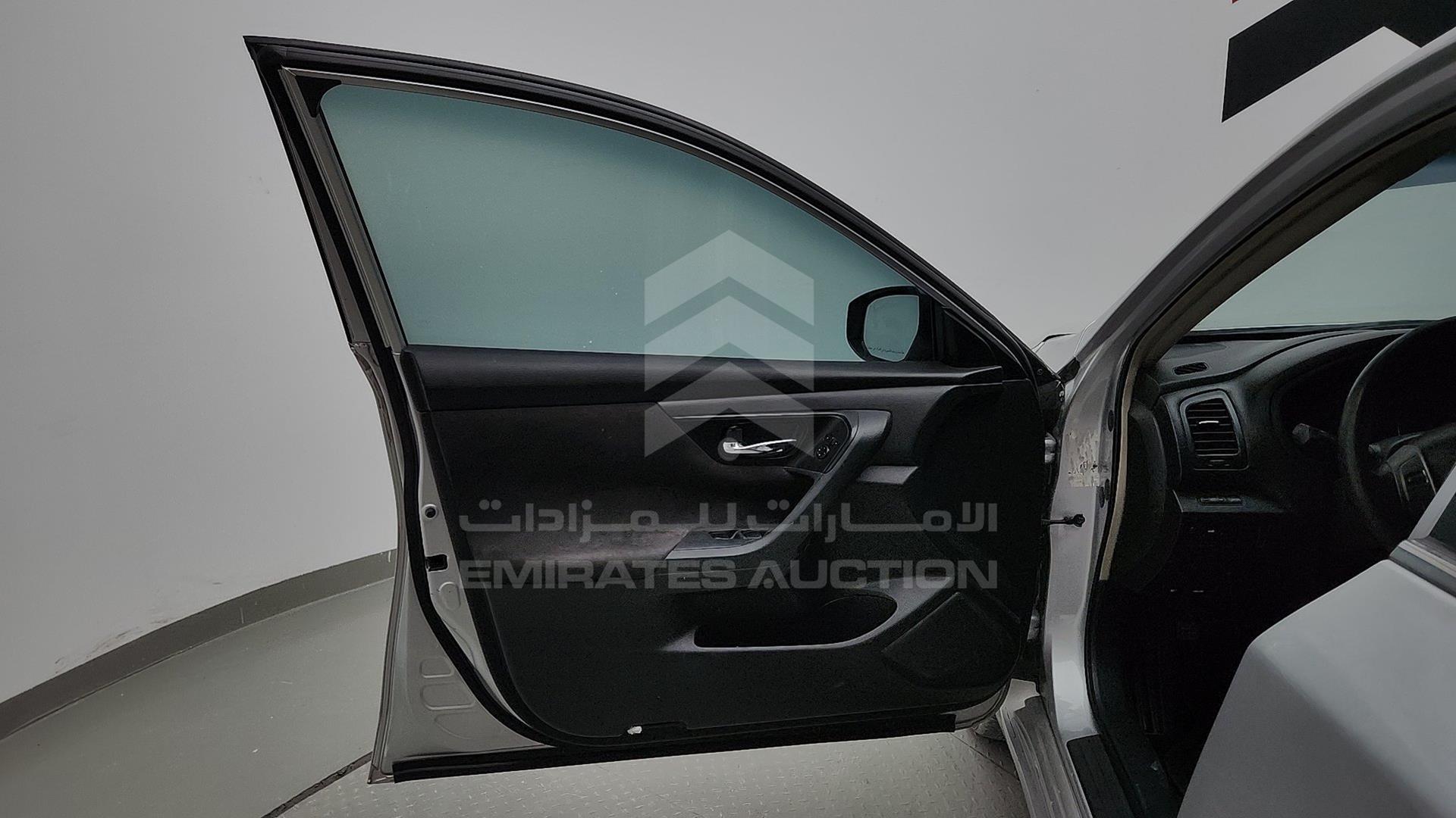 2013 NISSAN ALTIMA VIN: 1N4AL3A91DC144094
