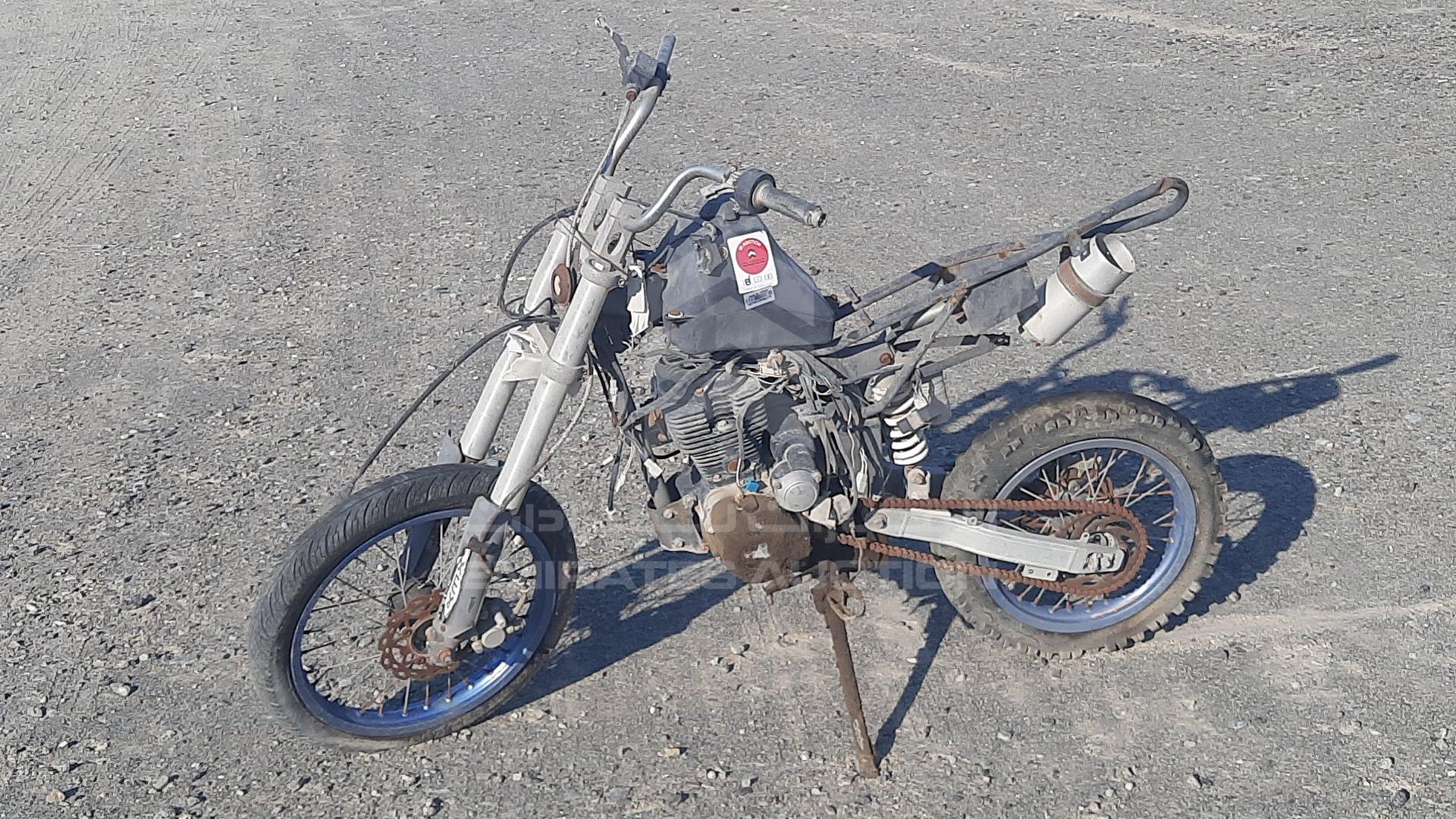 0 MOTORBIKE --- VIN: L5CHEJLHEM002735