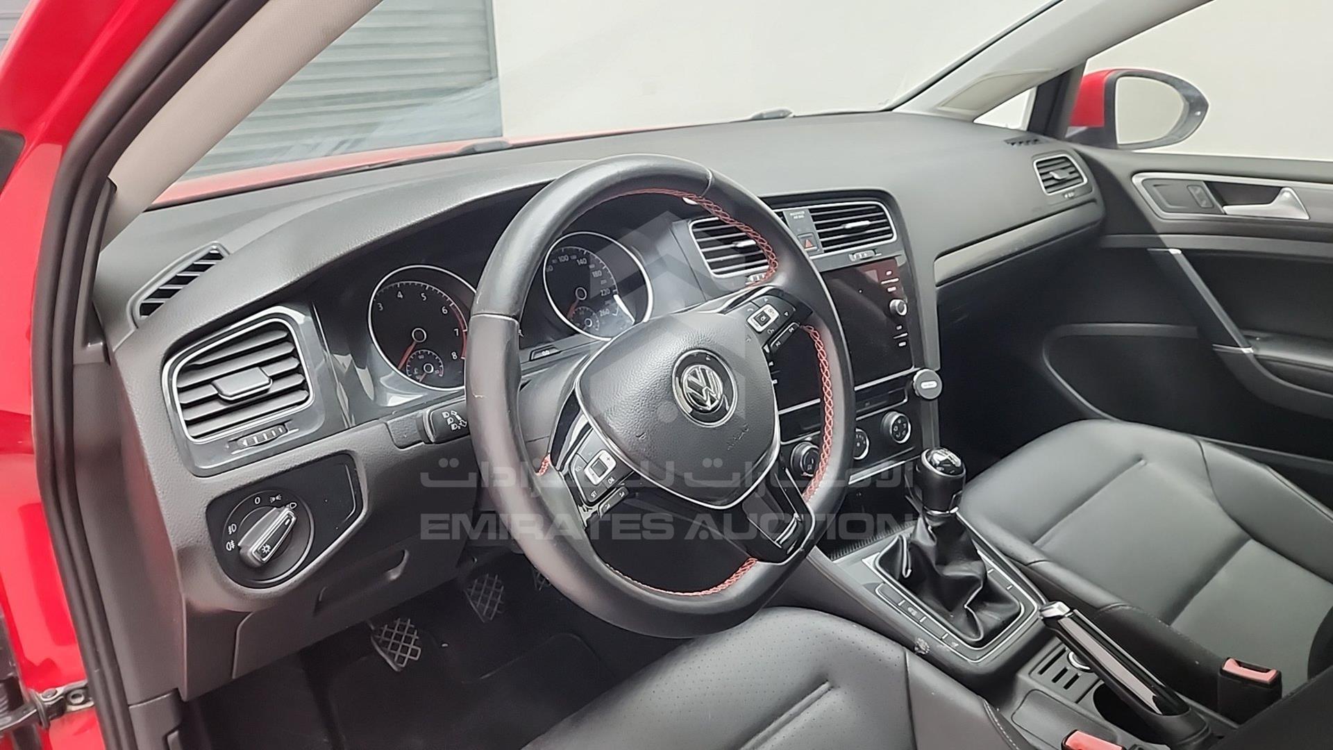 2018 VOLKSWAGEN GOLF VIN: 3VWWB6AUXJM261513