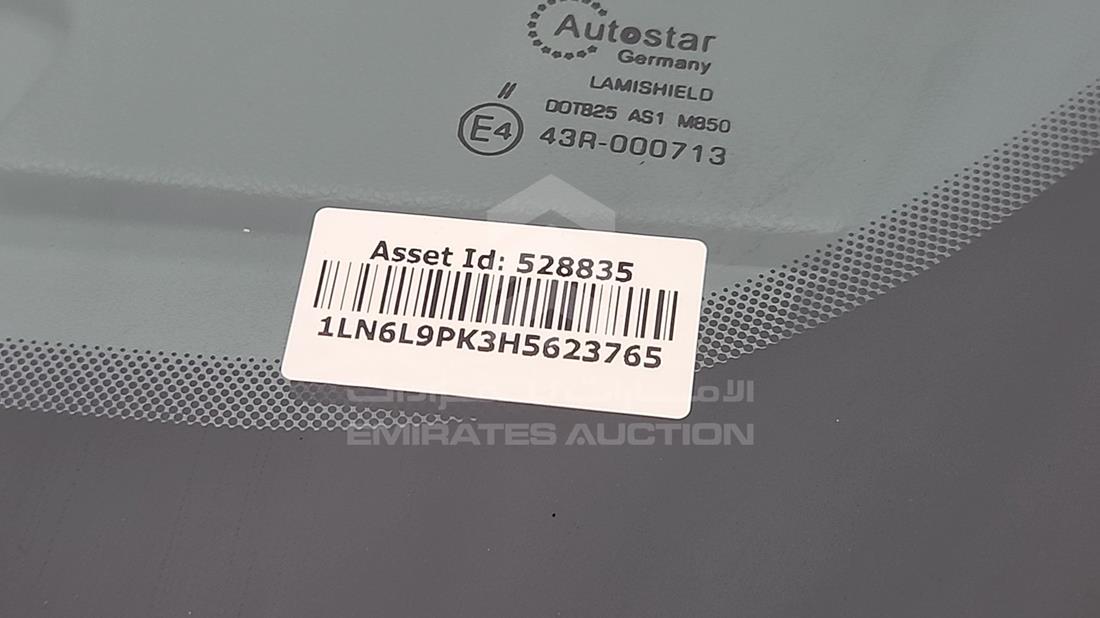 لينكولن Continental 2017 — رقم الشاسيه على الهيكل — صورة 4
