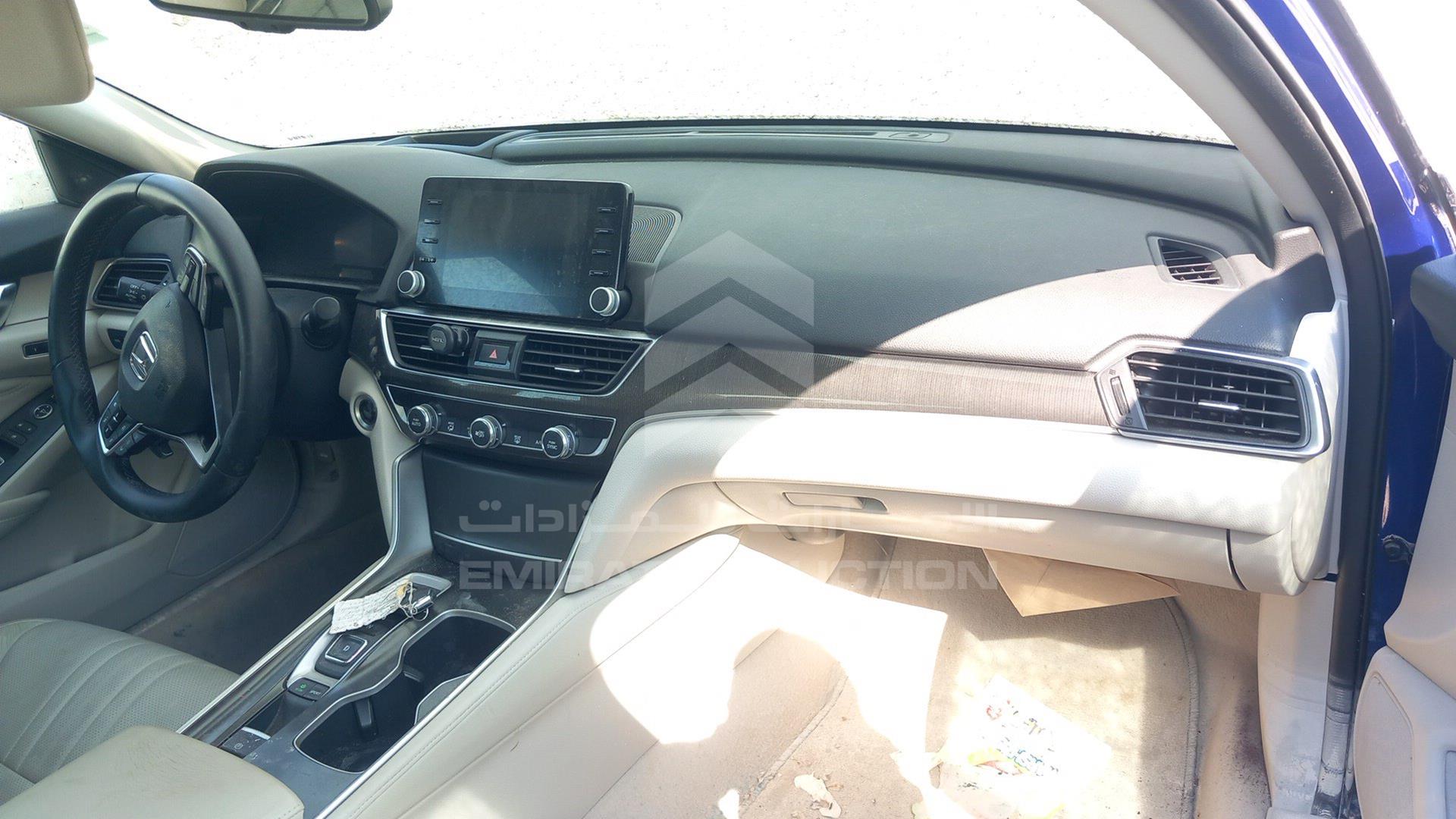 2018 HONDA ACCORD VIN: 1HGCV2638JA600306