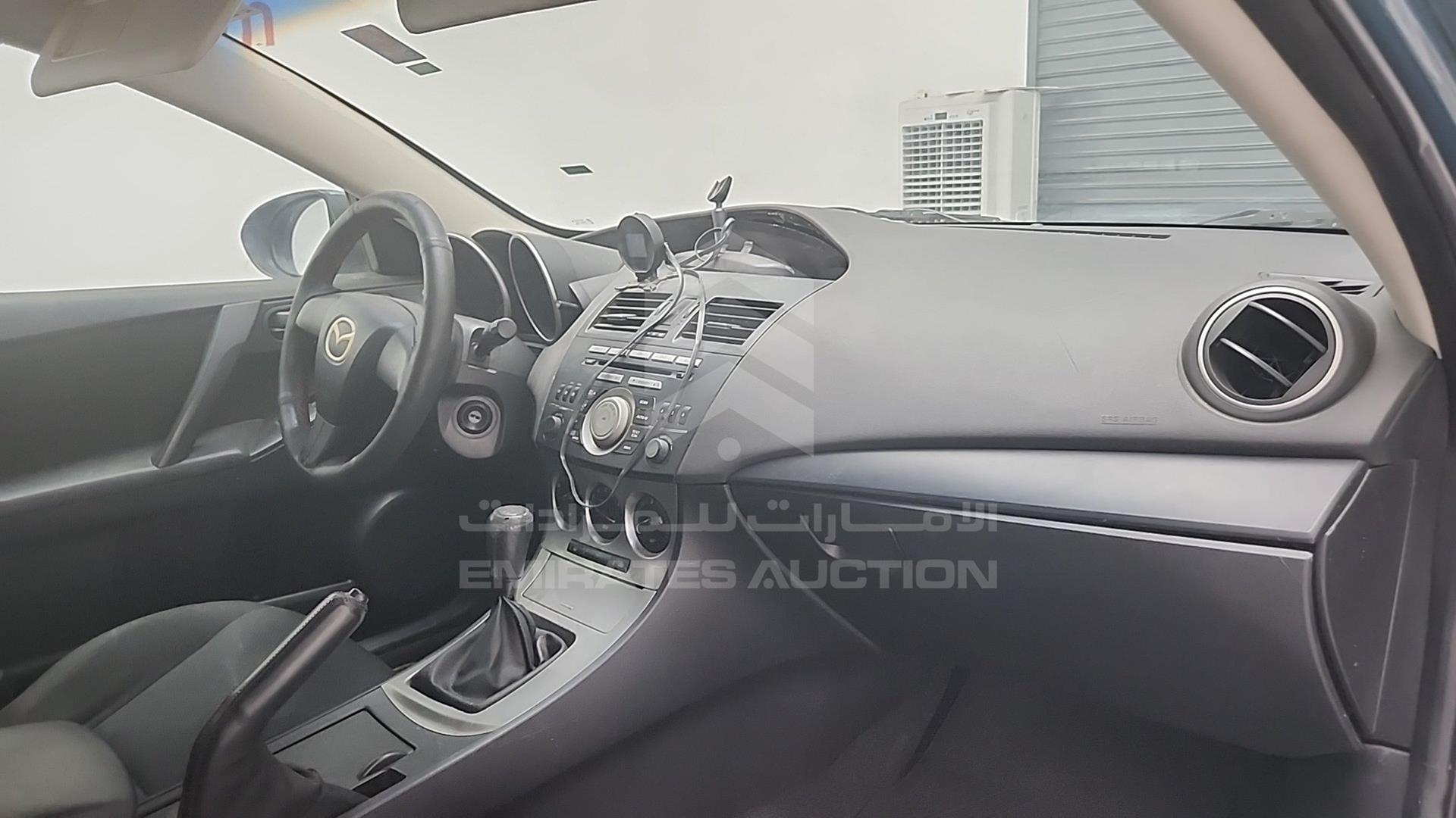 2011 MAZDA 3 VIN: JM1BL1KF2B1467375