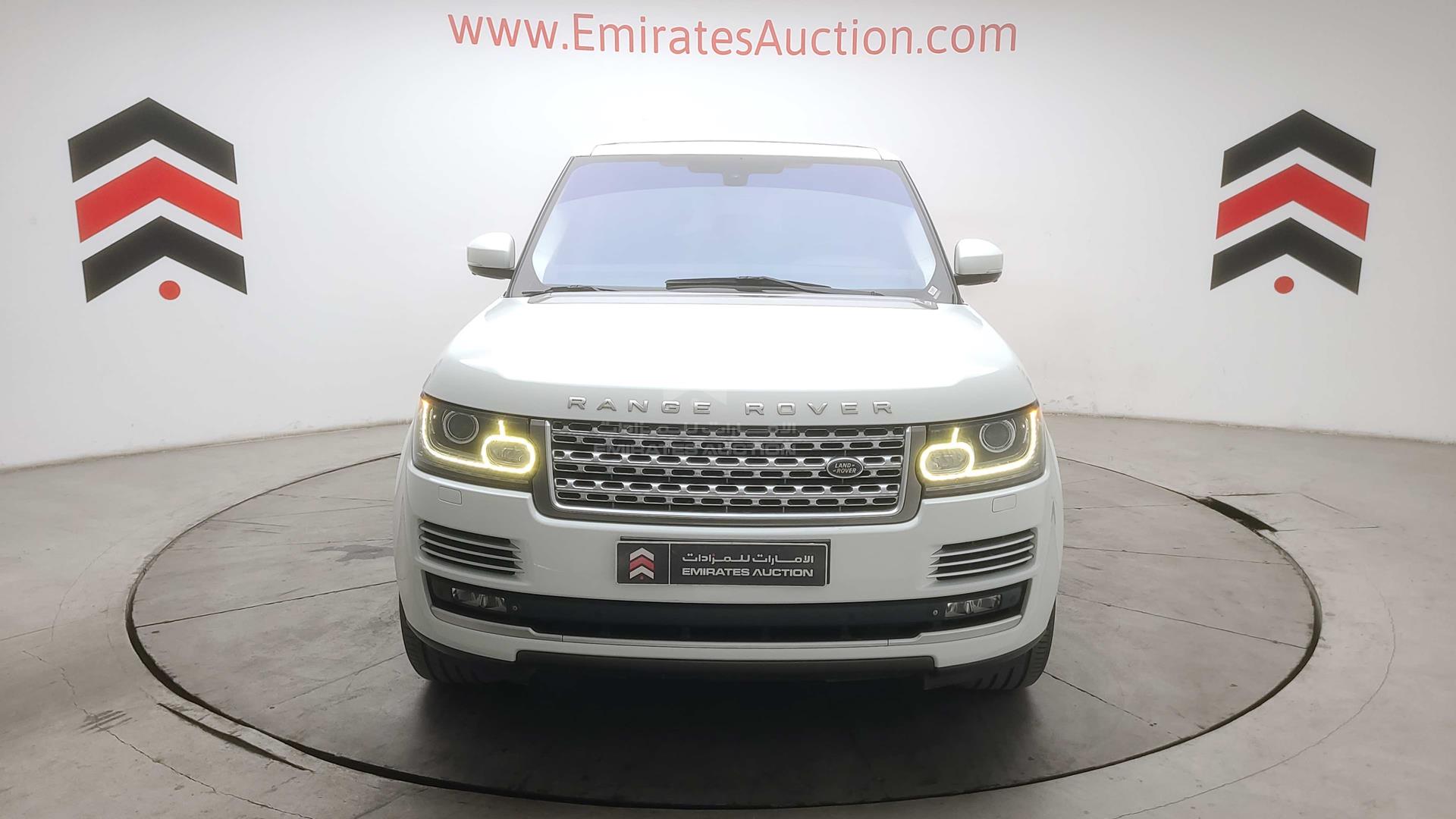 2014 RANGE ROVER VOGUE VIN: SALGA2EF0EA174181