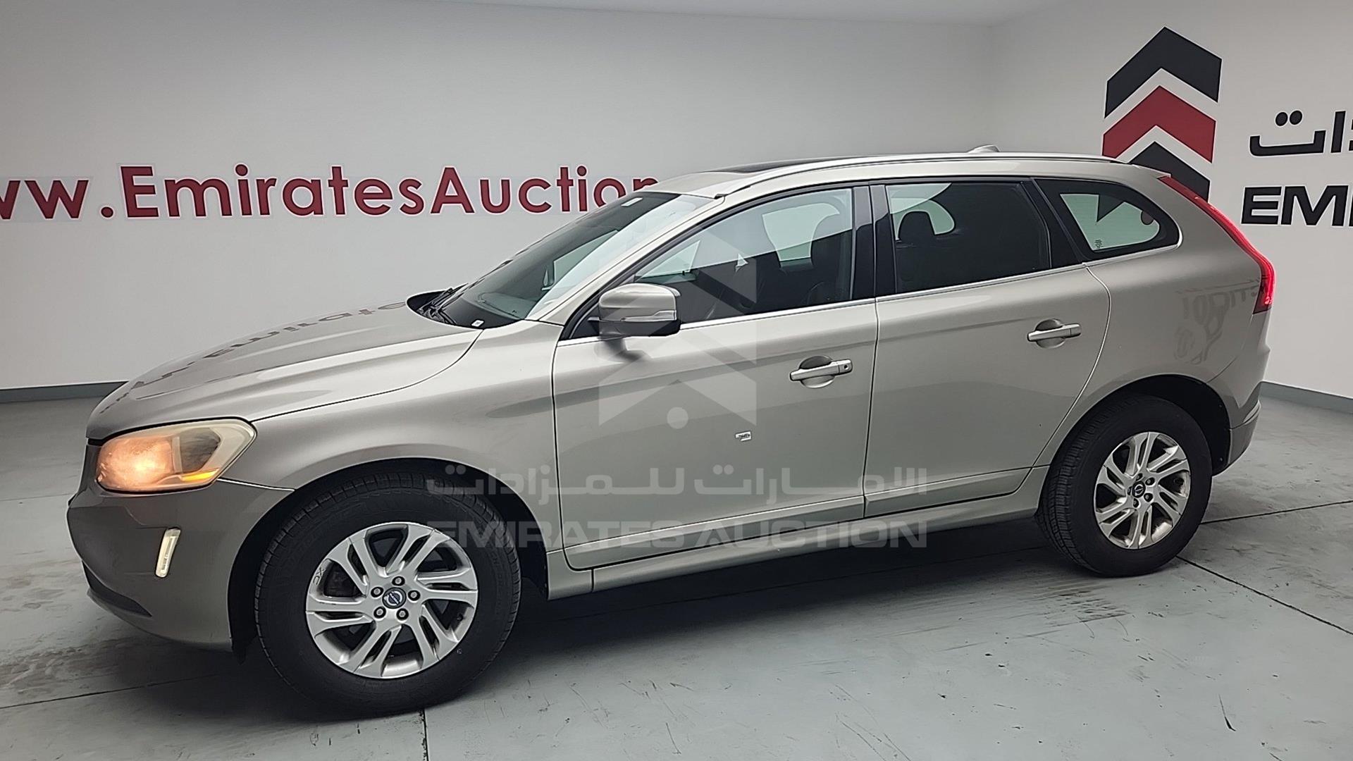 2014 VOLVO XC 60 VIN: YV147HDZ1E2559227