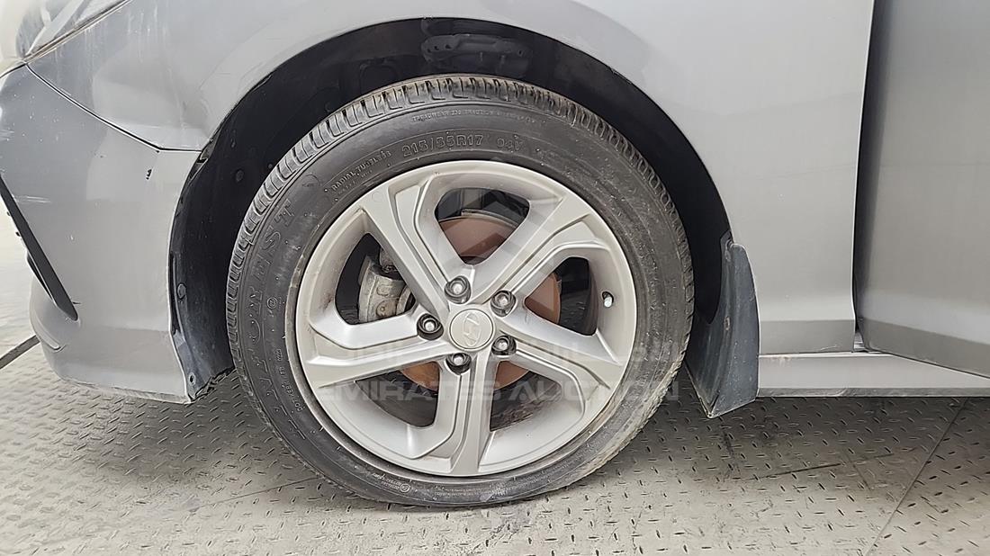 2018 Hyundai Sonata — Front Left Tyre — Photo 44
