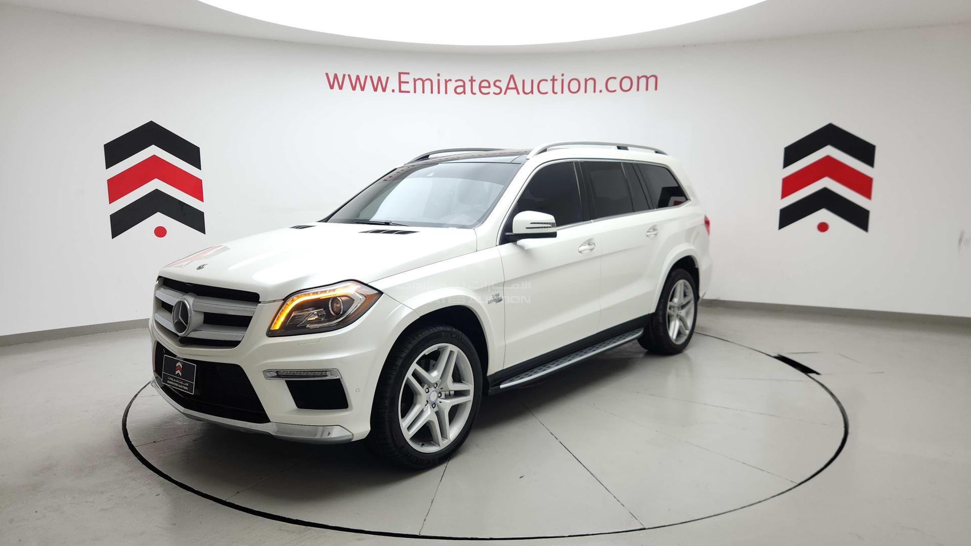 2015 MERCEDES GL 550 VIN: 4JGDF7DE7FA508690