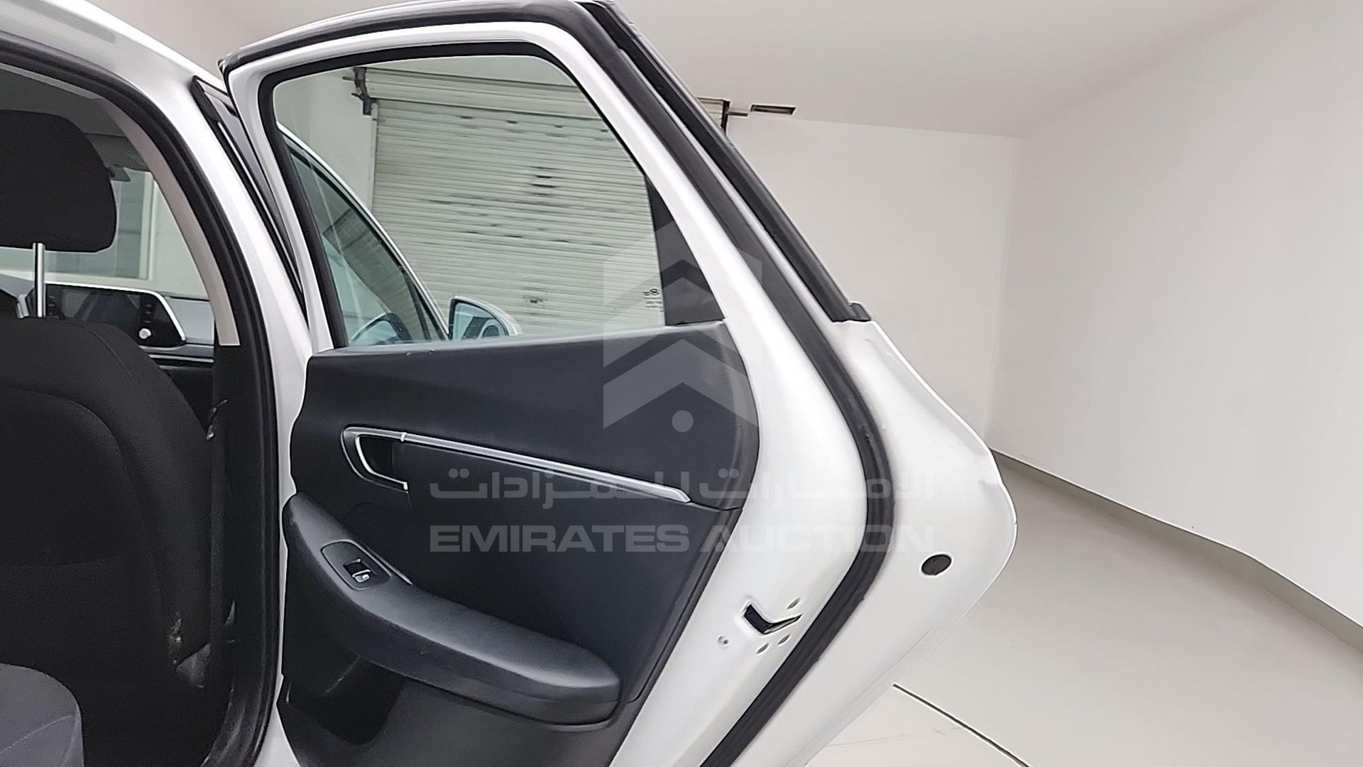2021 HYUNDAI SONATA VIN: KMHL241J6MA014177