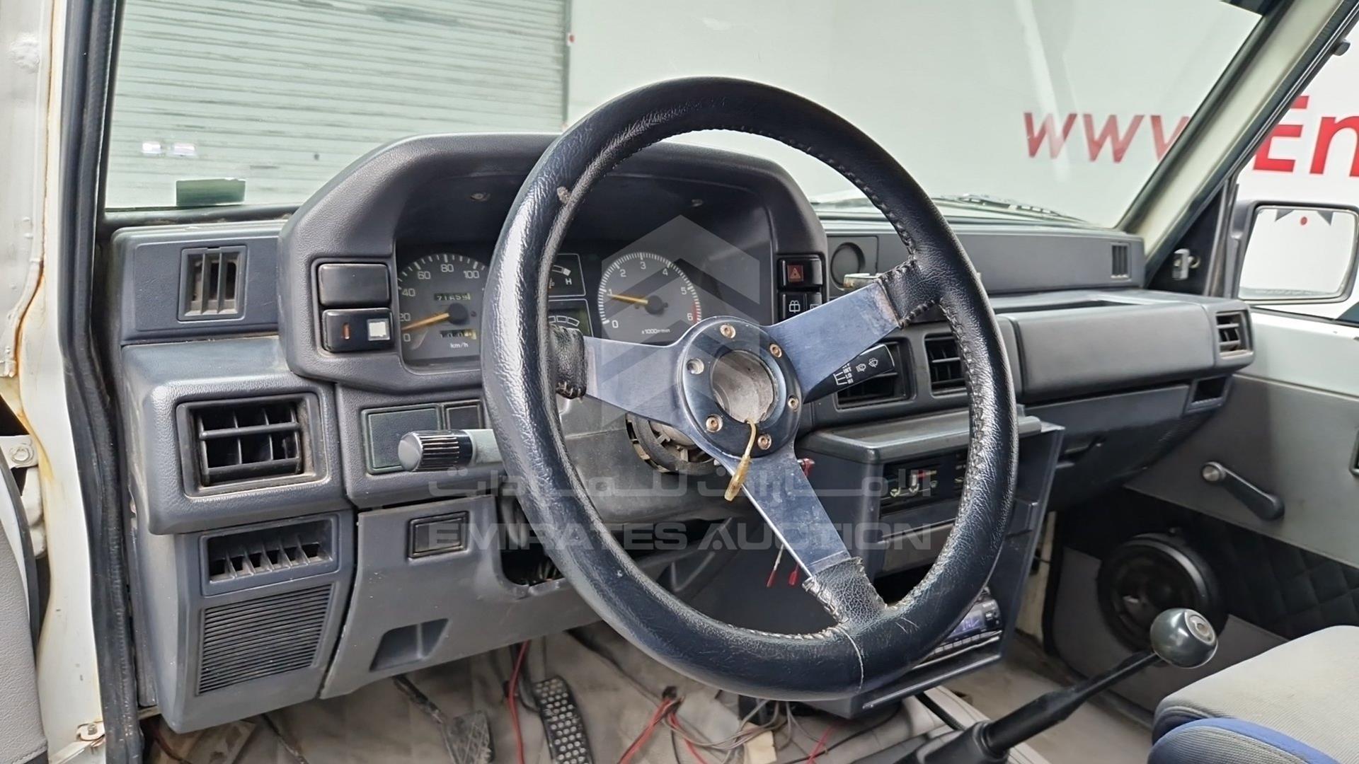 2001 DAIHATSU ROCKY VIN: JD2MF929X11001292