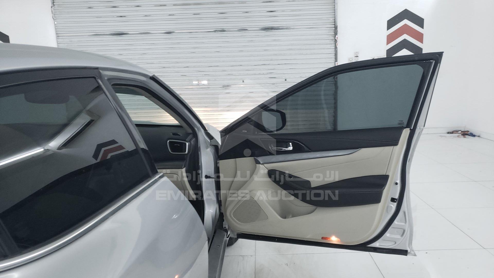2018 NISSAN MAXIMA VIN: 1N4AA6APXJC383063