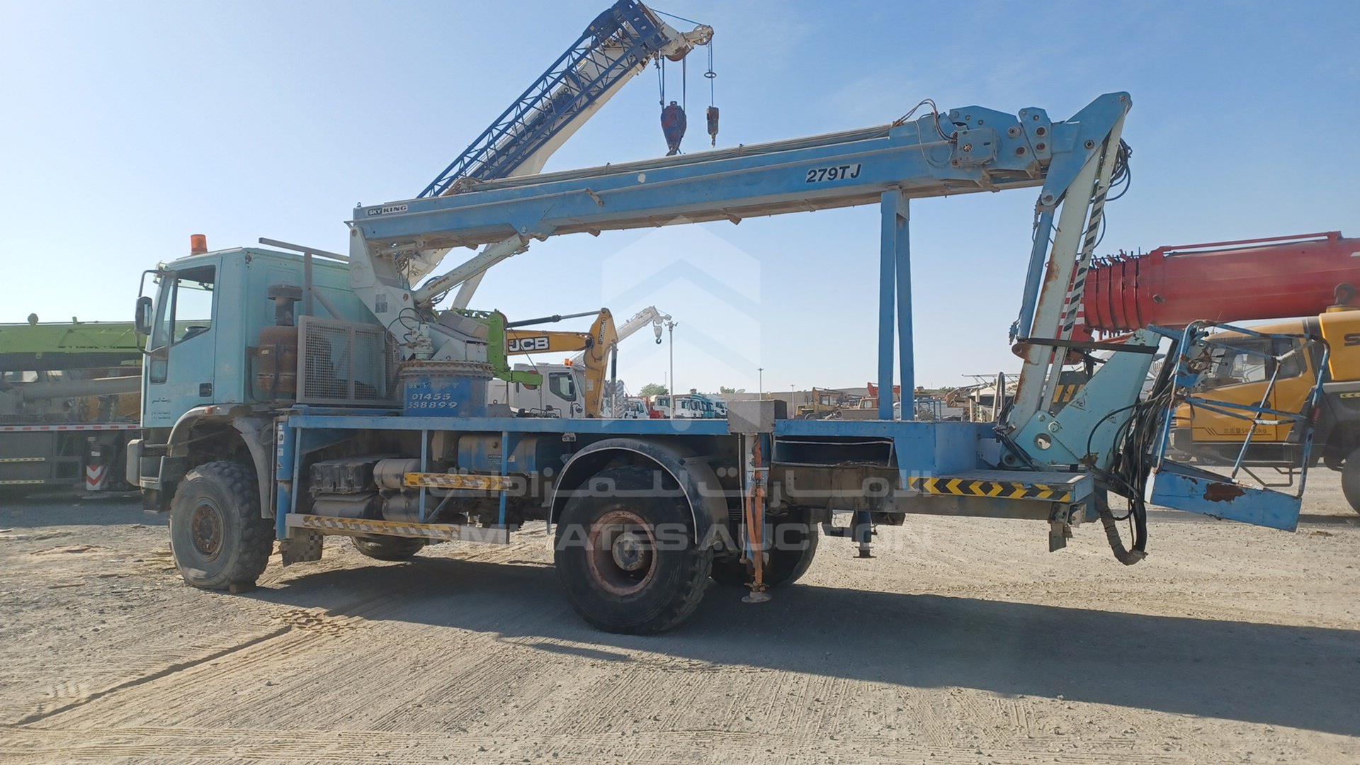 2000 IVECO --- VIN: WJMB1VNS00C073305