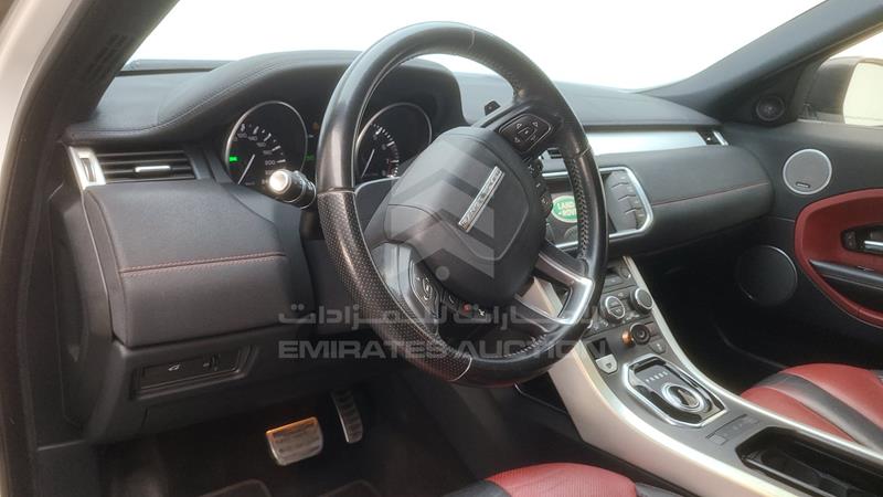 SALVA2BG0EH935397 Auction: EmiratesAuction Lot: 416781 SALVA2BG0EH935397 Range Rover Evoque 2014 WHITE Photo 17