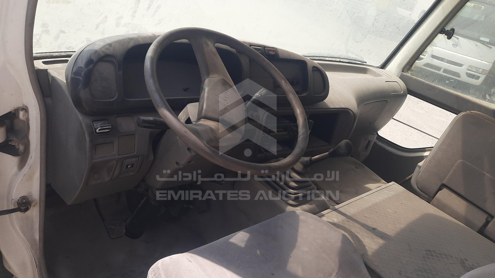 2008 TOYOTA COASTER VIN: JTGFK518484000483