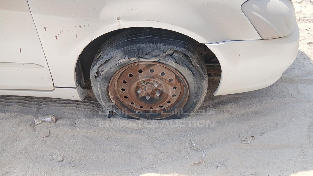 2005 Nissan Altima — Front Right Tyre — Photo 30