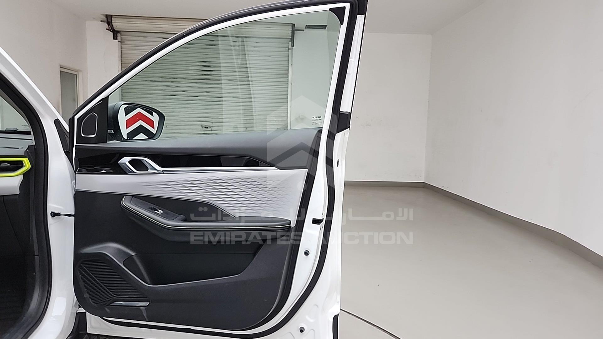 2024 GEELY COOLRAY VIN: LB3762KZ0RX505373
