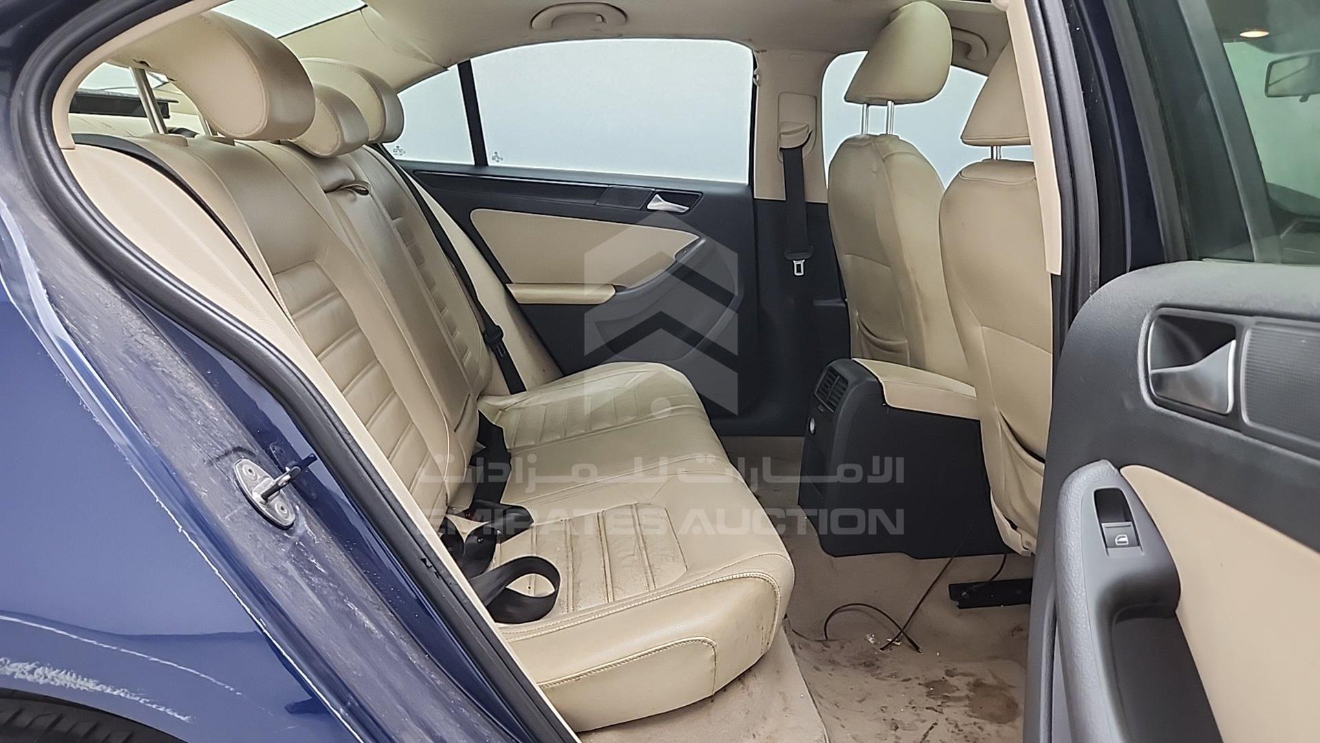2012 VOLKSWAGEN JETTA VIN: WVWSV1161CM053550