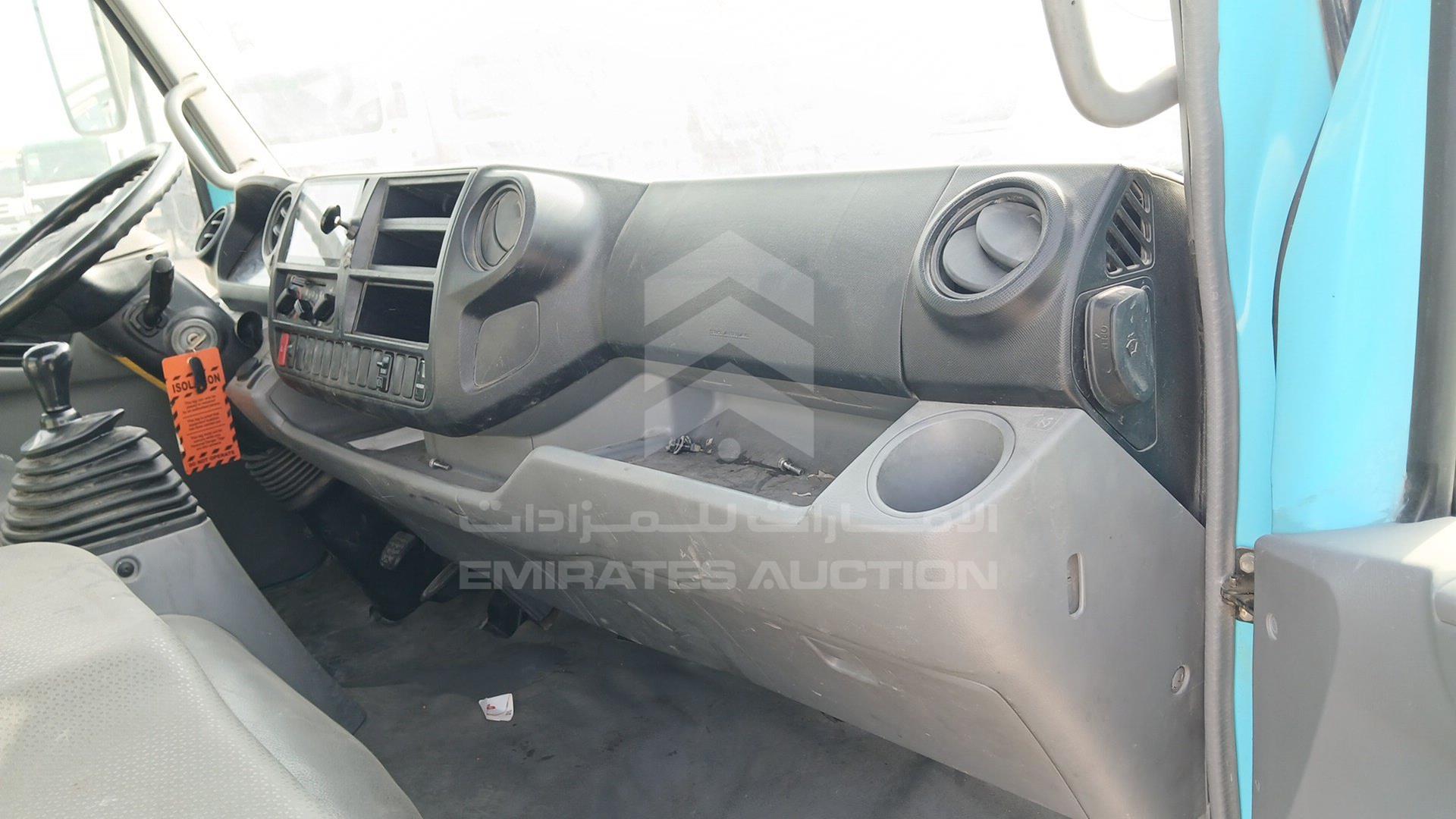 2021 HINO 300 VIN: JHHUCN1F4MK037973