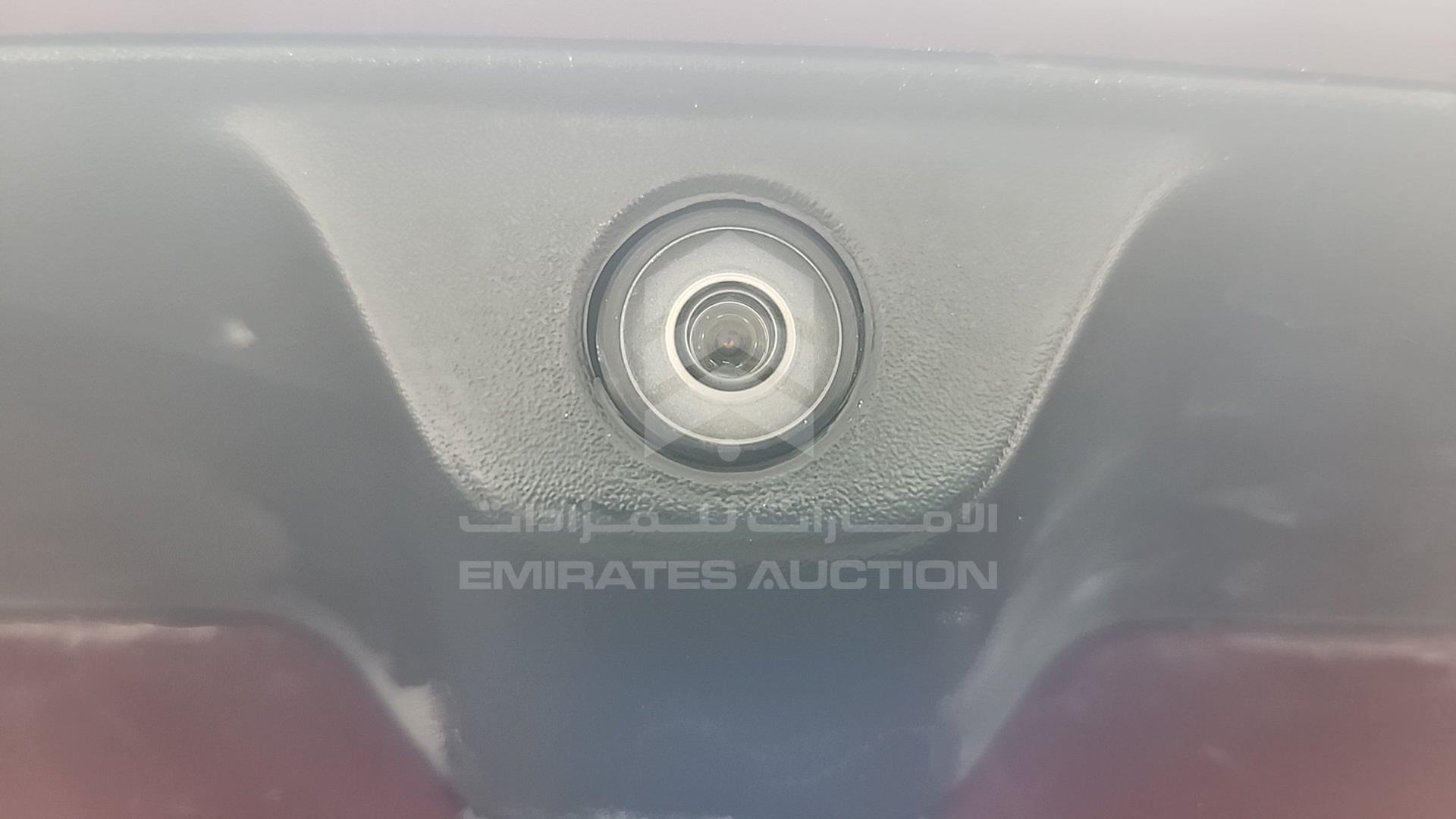 2018 JEEP GRAND CHEROKEE VIN: 1C4RJFBG3JC238071