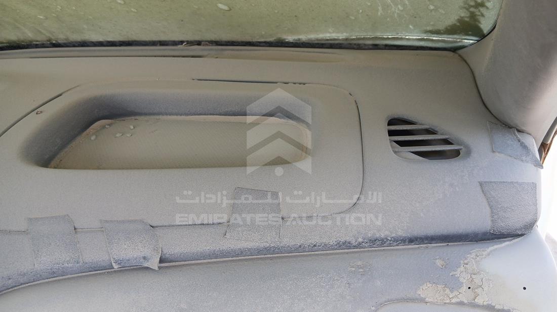 2001 Nissan Sunny — Front Right Passenger Dashboard View — Photo 19