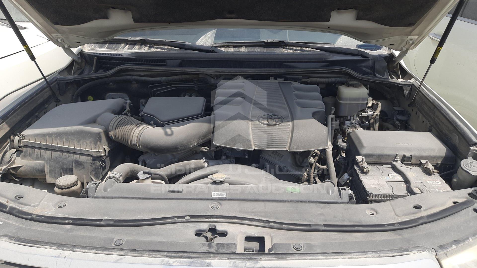 2014 TOYOTA LAND CRUISER VIN: JTMDU09JXE5082007