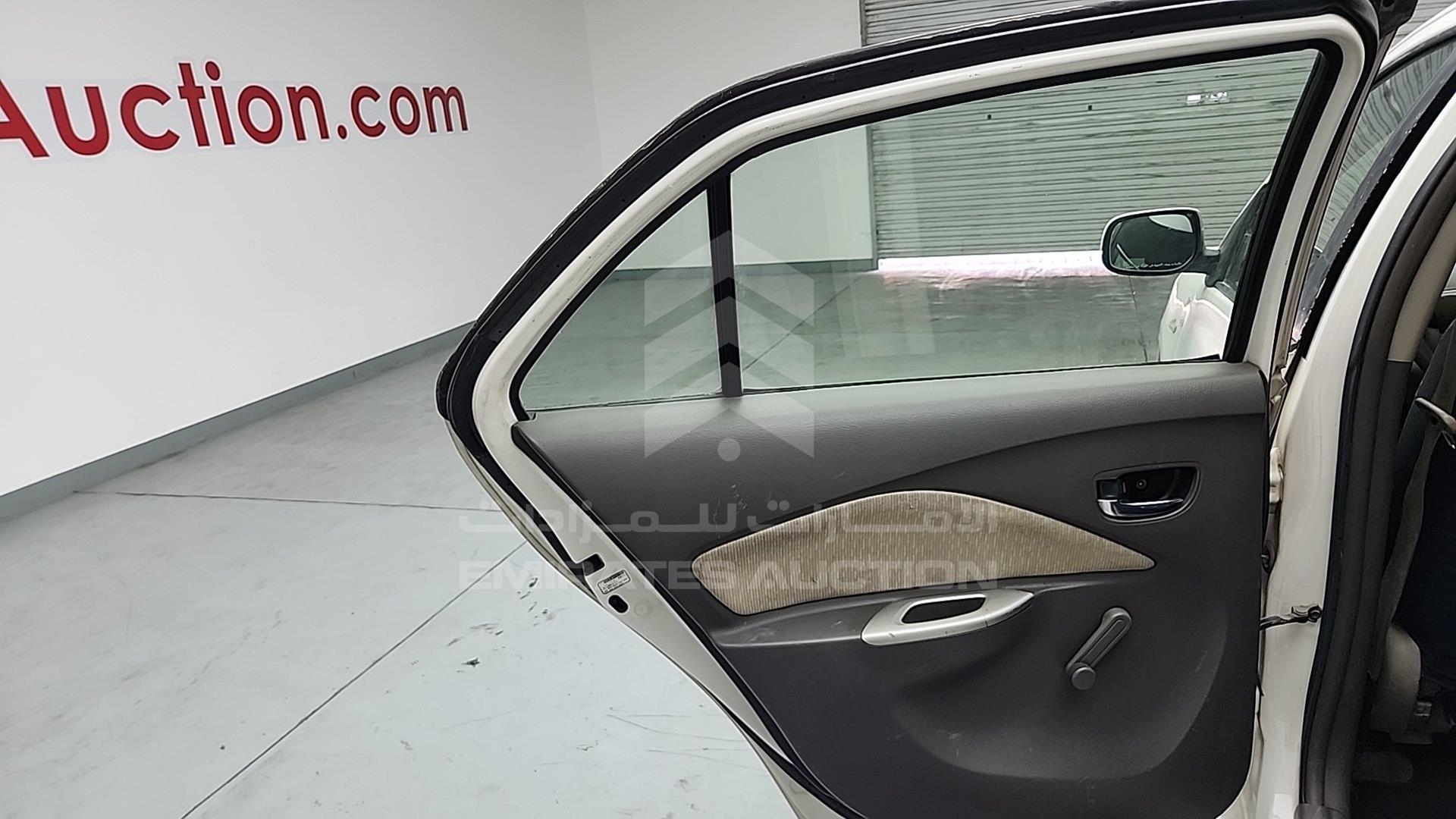 2009 TOYOTA YARIS VIN: JTDBW923094025814