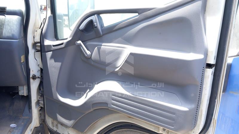 JL7B6E1P4FK007419 Auction: EmiratesAuction Lot: 408779 JL7B6E1P4FK007419 Mitsubishi Canter 2015 WHITE Photo 22