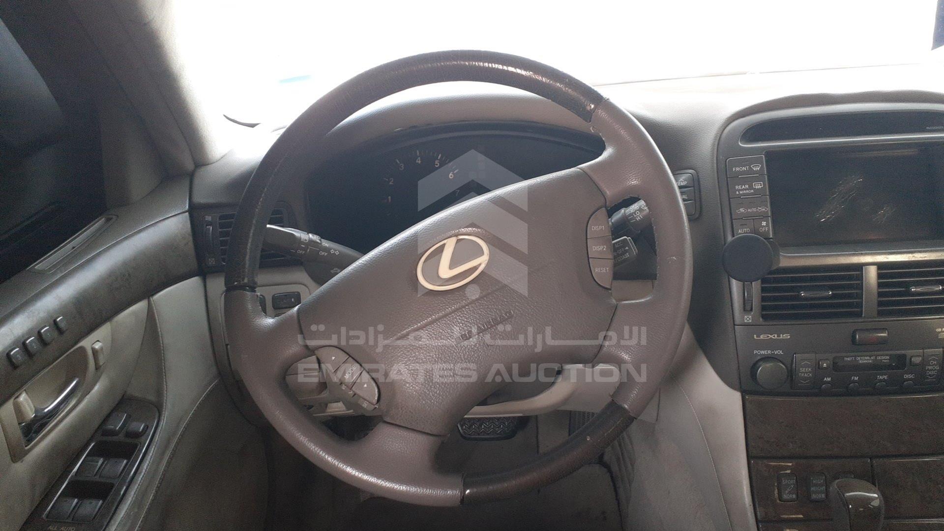 2001 LEXUS LS 430 VIN: JTHBN30F010048159