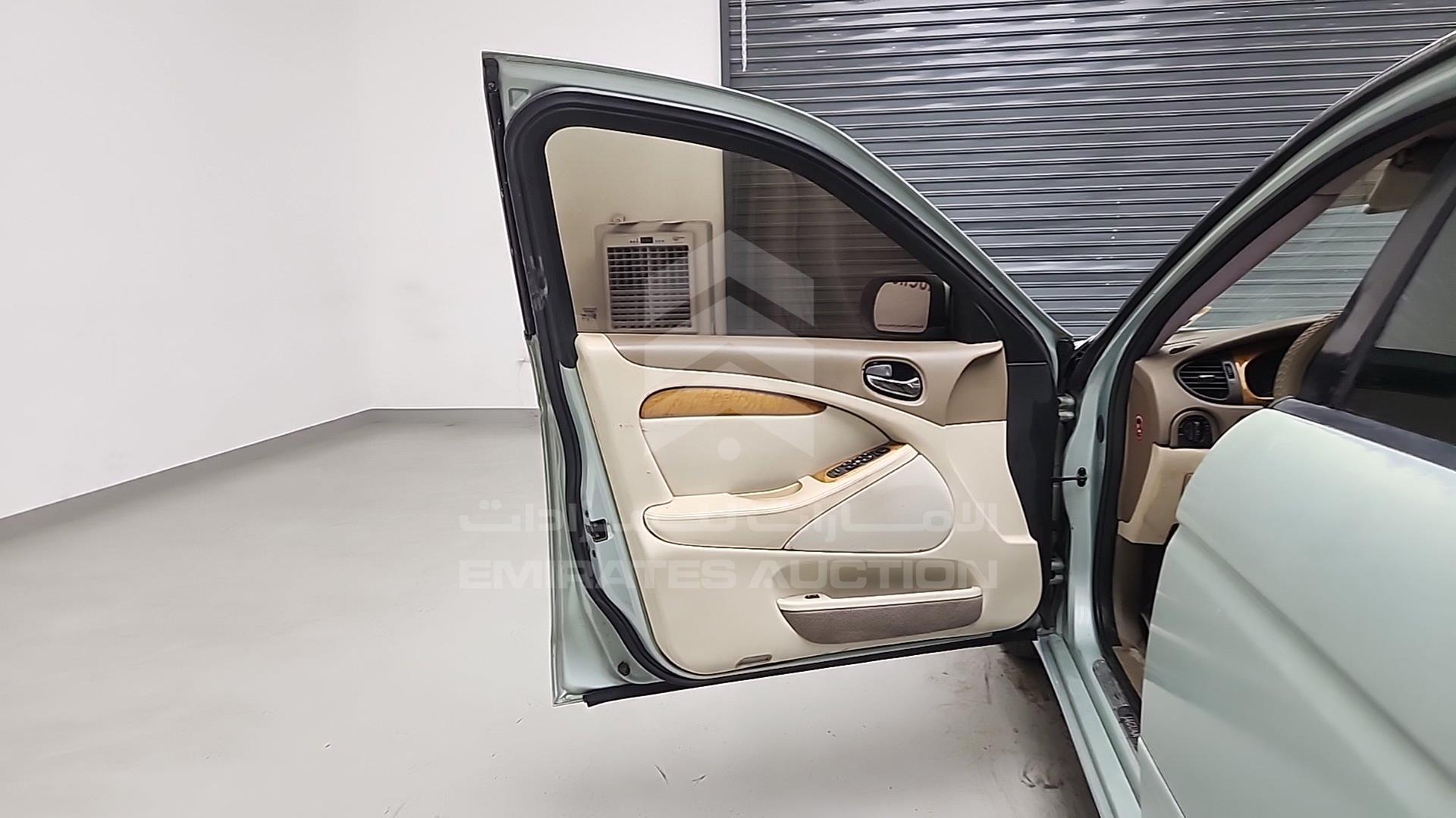 1999 JAGUAR S-TYPE VIN: SAJAA01B4XGL06218