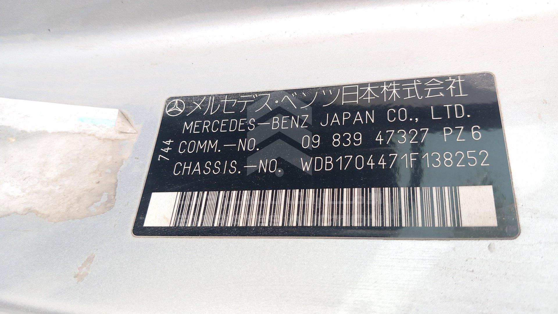 2000 MERCEDES CLK 230 VIN: WDB1704471F138252