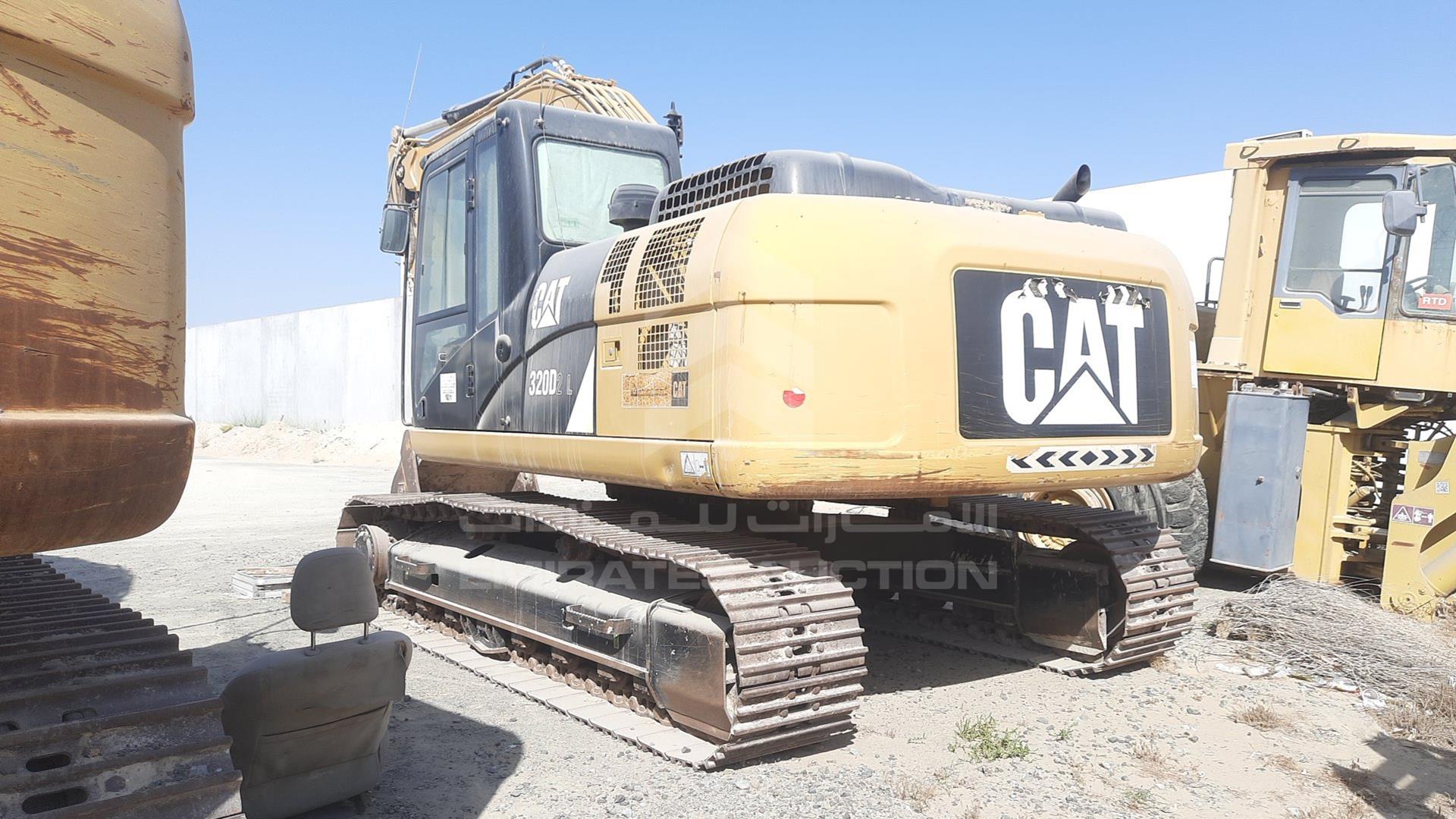 2013 CATERPILLAR 320D2L VIN: CAT0320DVDNS00296