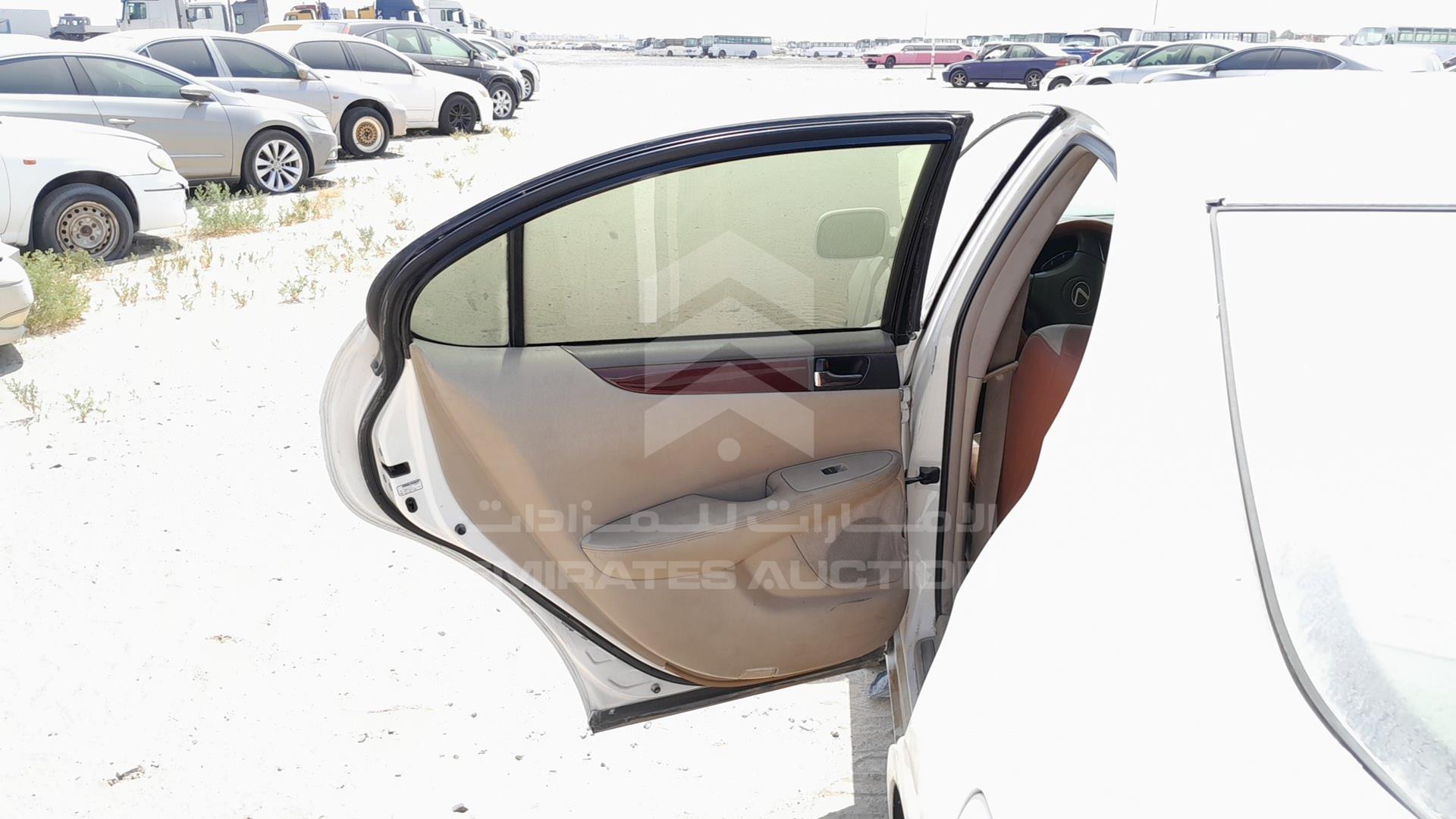 2002 LEXUS ES 300 VIN: JTHBF30G420027791