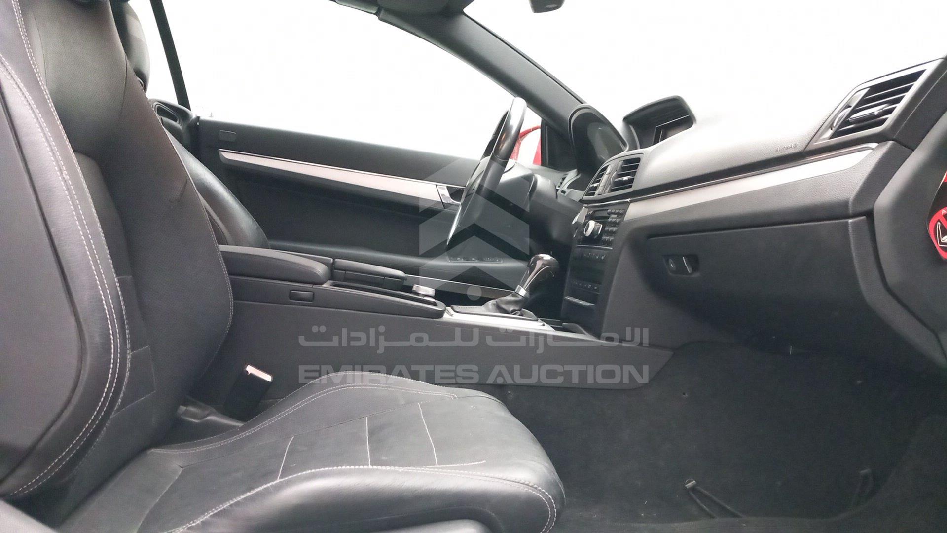2011 MERCEDES E200 VIN: WDD2074481F114665