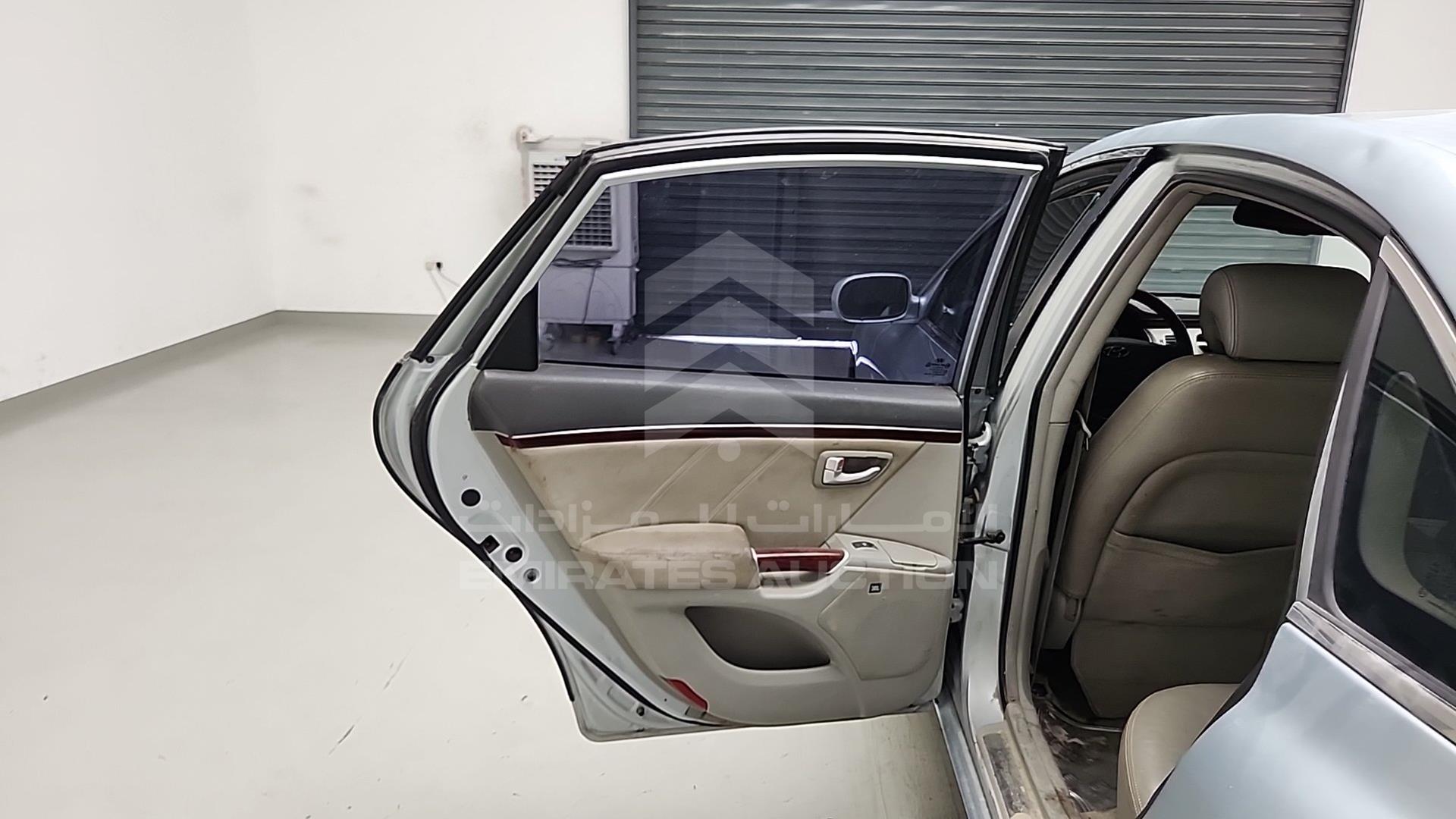 2006 HYUNDAI GRANDEUR VIN: KMHFB41BP6A050816