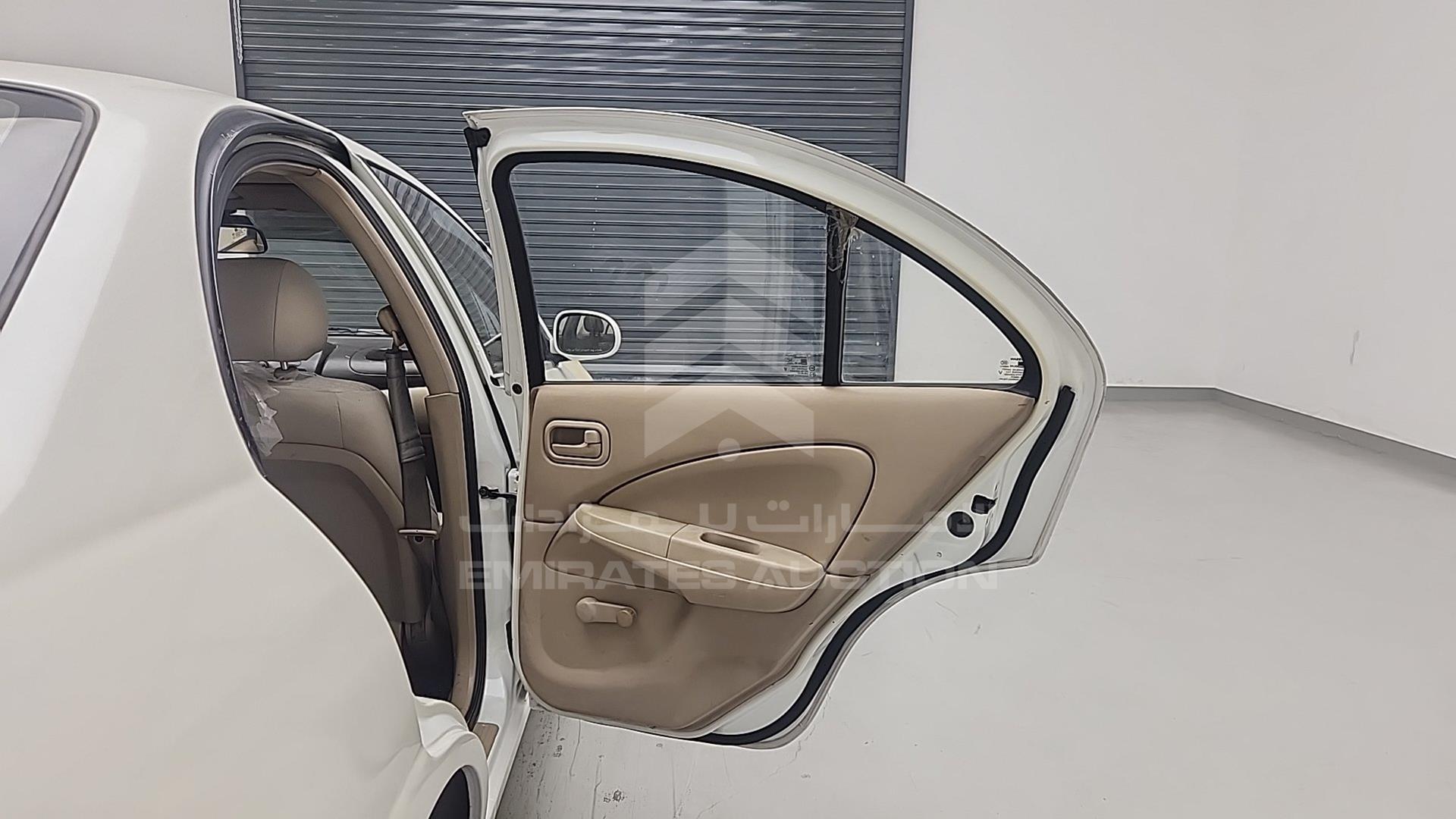 2011 NISSAN SUNNY VIN: KNMCC42H8BP847082