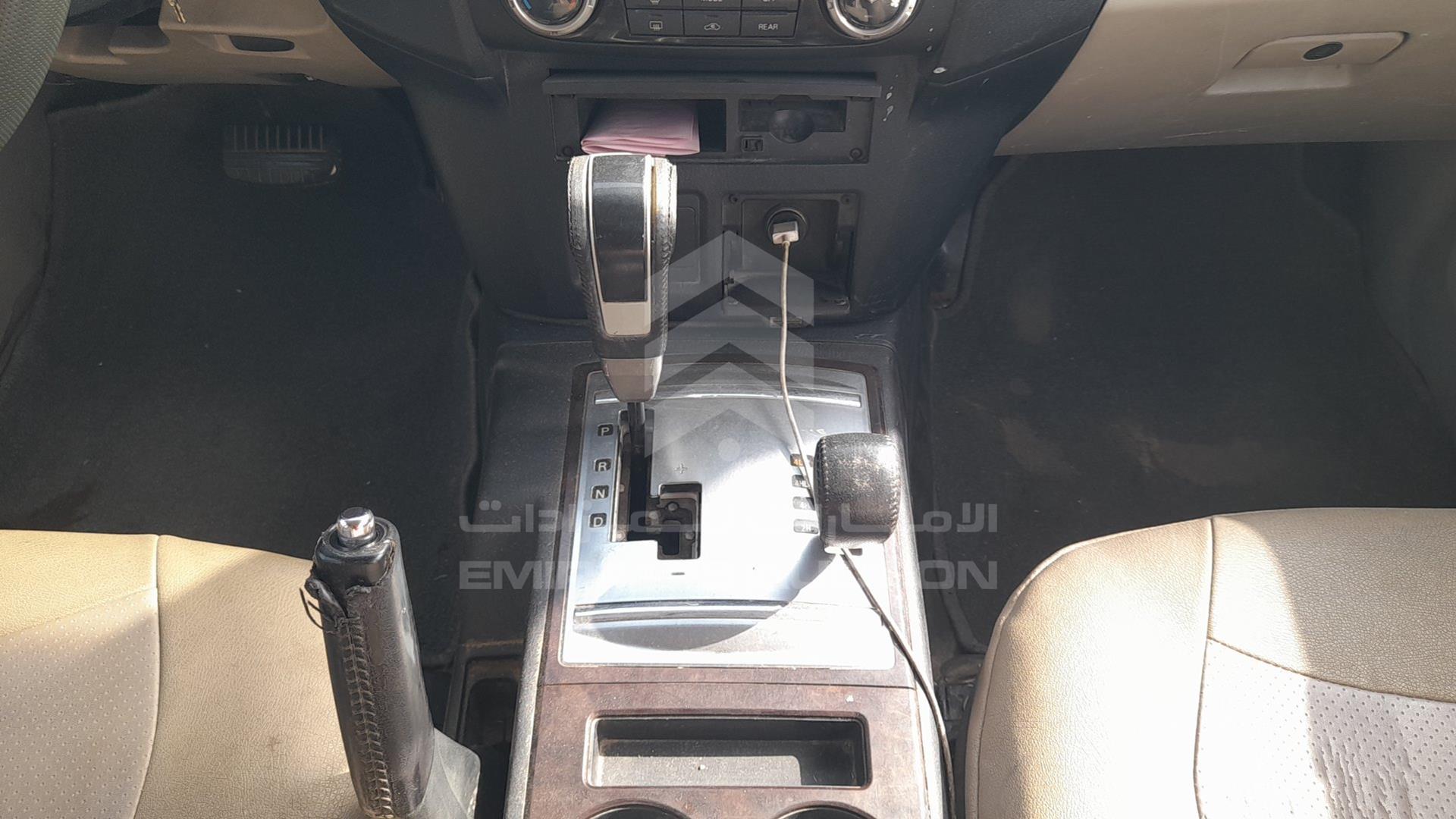 2012 MITSUBISHI PAJERO VIN: JMYLRV95WCJ704546