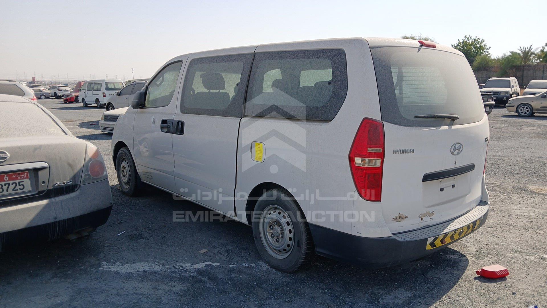 2014 HYUNDAI H1 VIN: KMHWG81RXEU558824