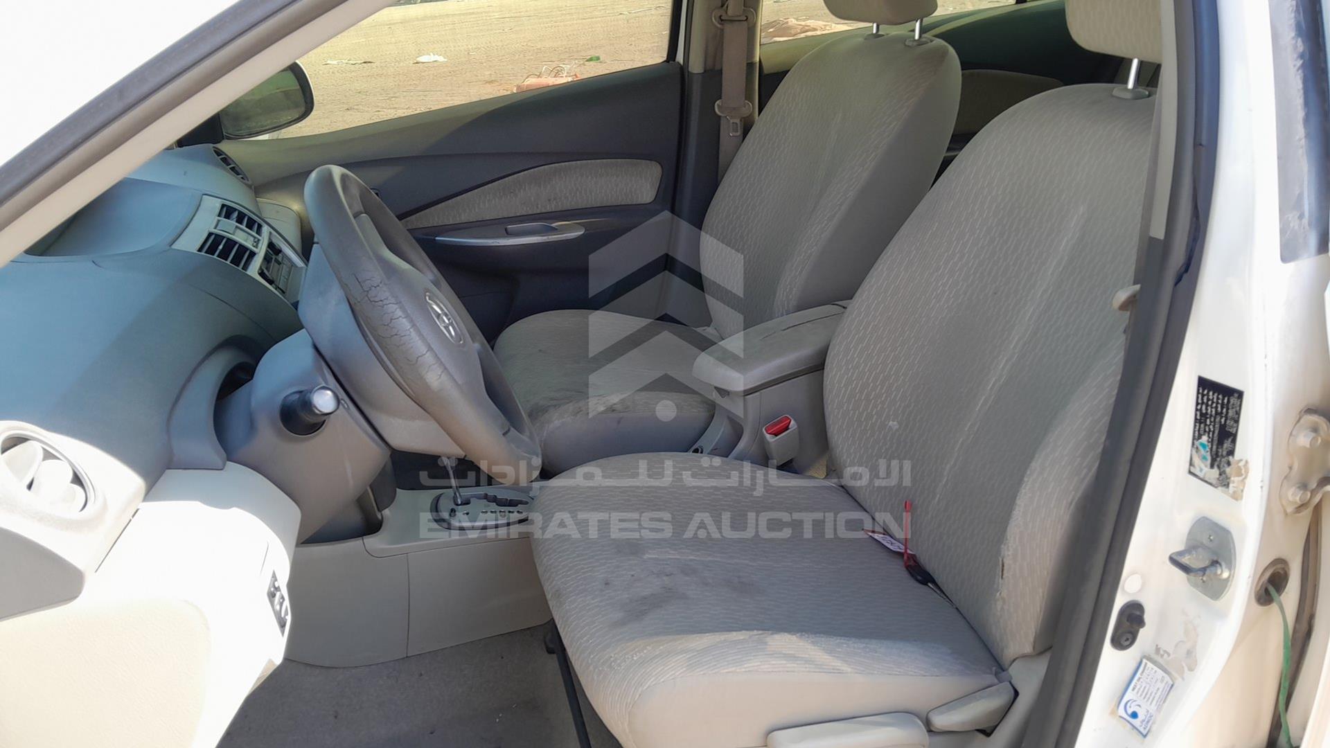 2009 TOYOTA YARIS VIN: JTDBW923394030750