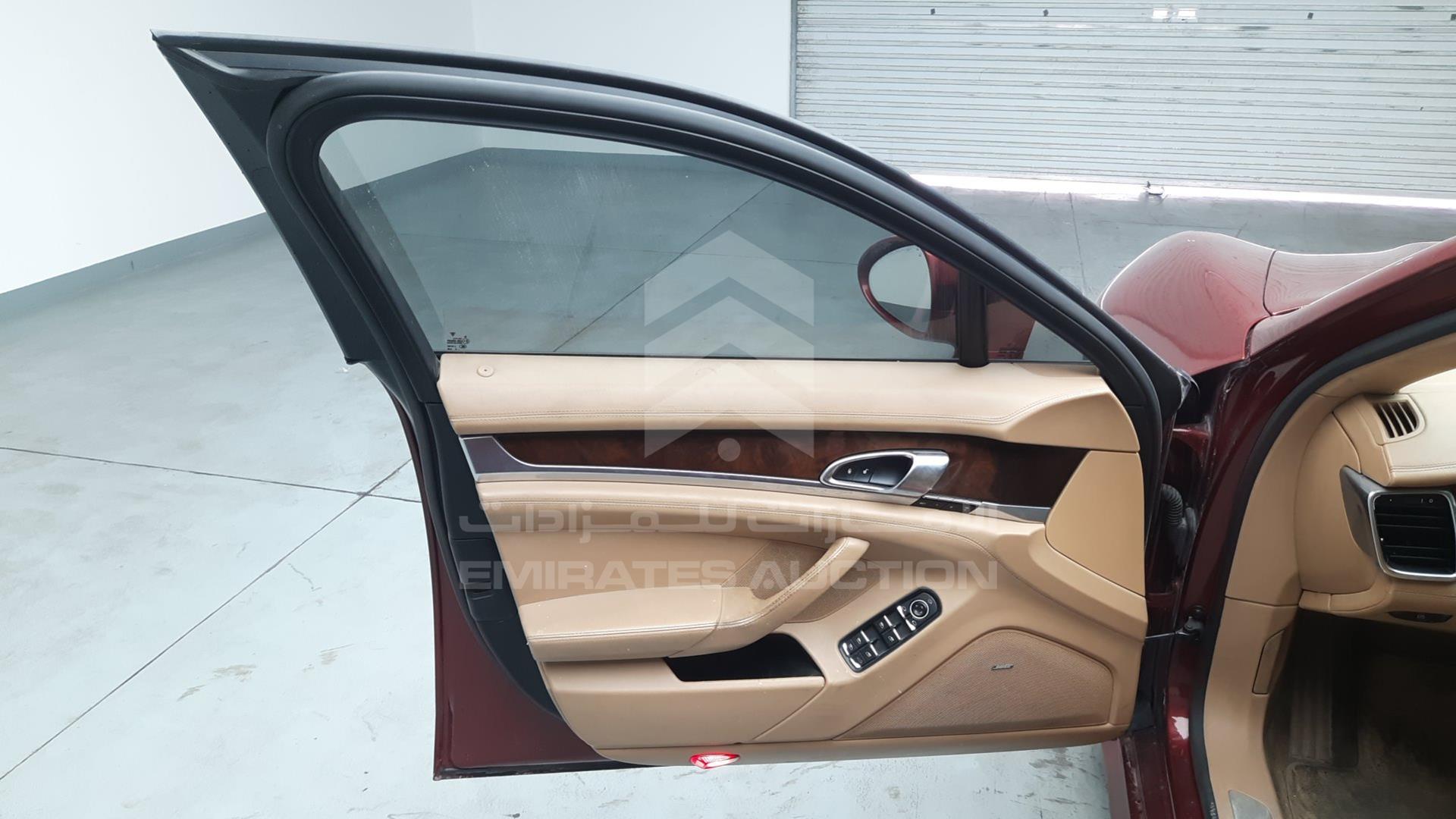 2013 PORSCHE PANAMERA VIN: WP0ZZZ97ZDL000542