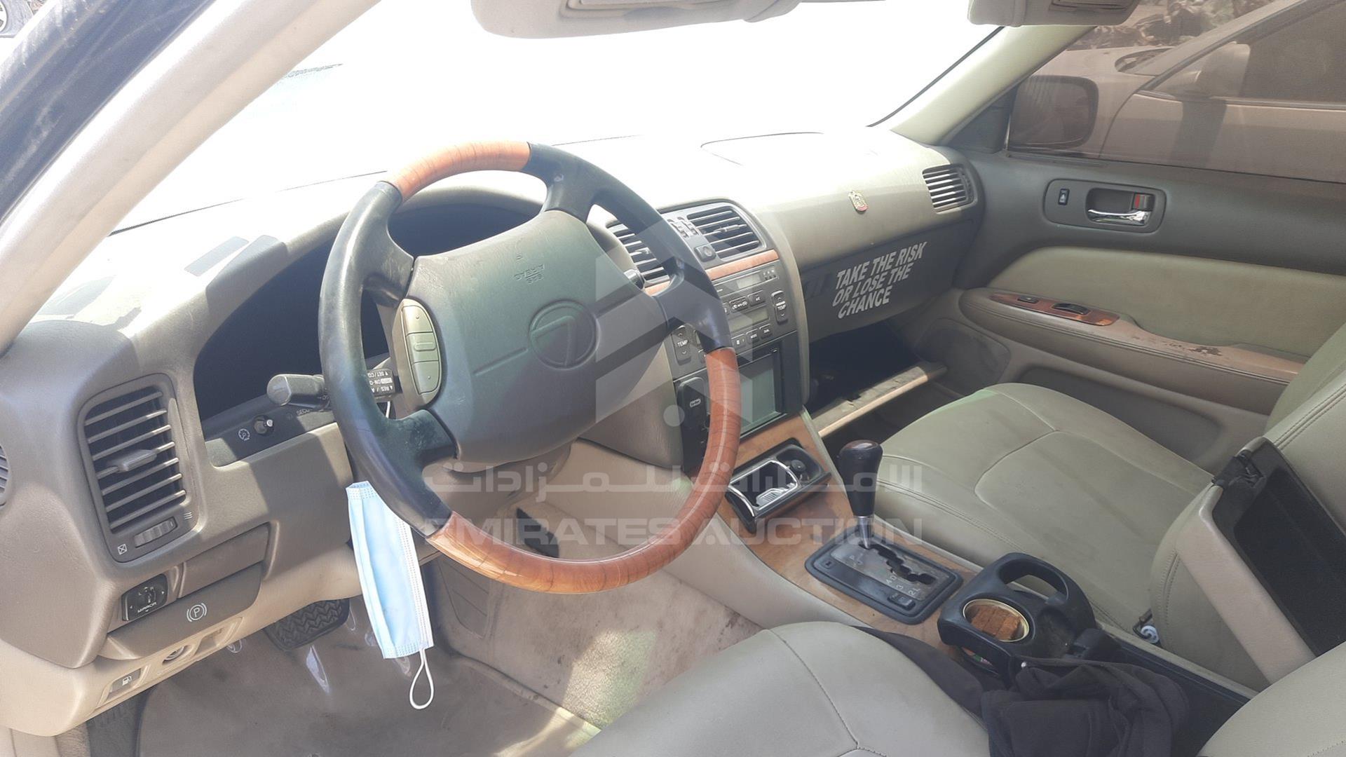 1999 LEXUS LS400 VIN: JT8BH28F7X0166420