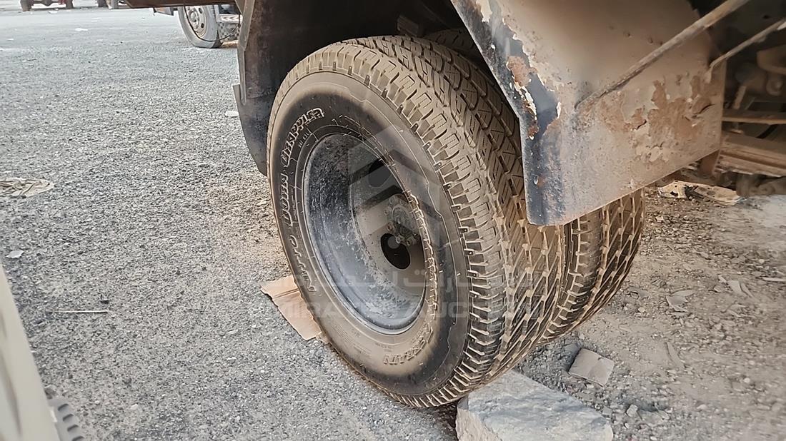 2003 Ford F 350 — Rear Right Tyre — Photo 26