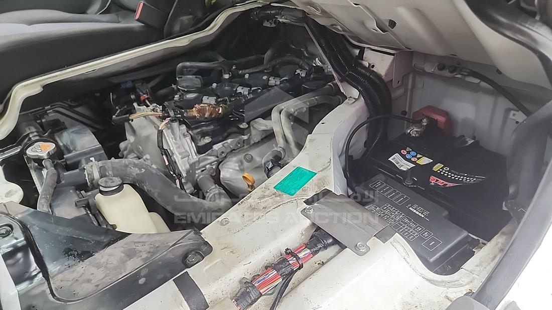 2020 Nissan Urvan — Engine Bay — Photo 21