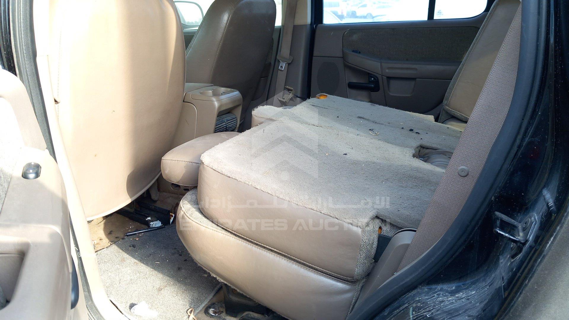 2005 FORD EXPLORER VIN: 1FMZU72E45ZA34289