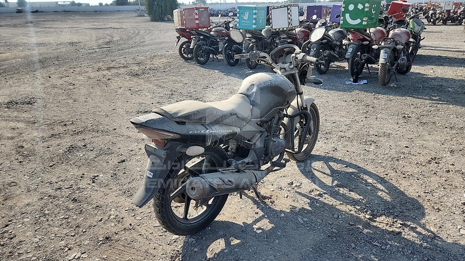 2013 HONDA UNICORN VIN: ME4KC09CAD8400943