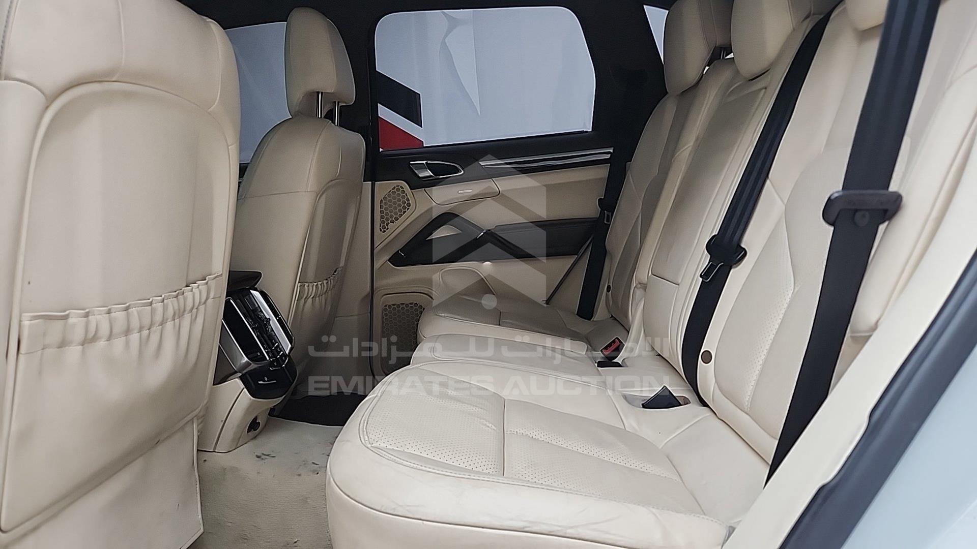 2012 PORSCHE CAYENNE VIN: WP1ZZZ92ZCLA06911