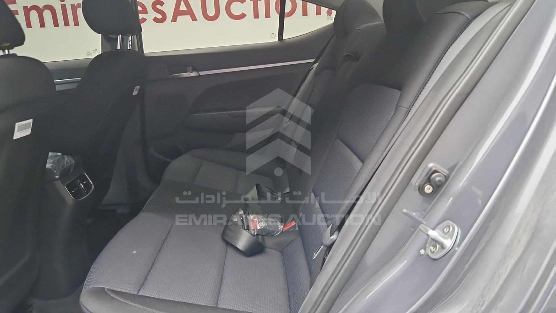2017 HYUNDAI ELANTRA VIN: KMHD741FXHU202688