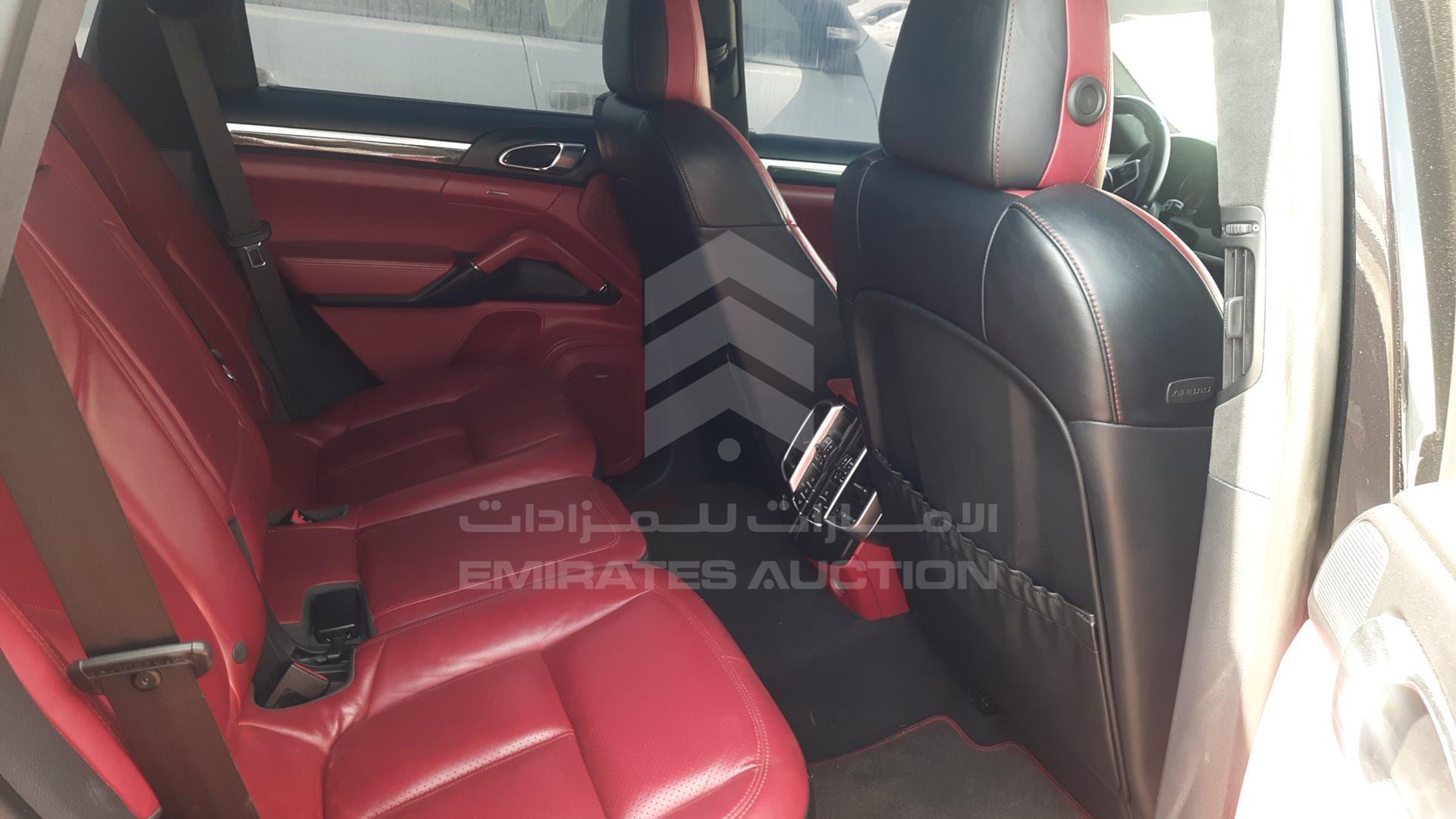 2016 PORSCHE CAYENNE GTS VIN: WP1ZZZ92ZGLA78028