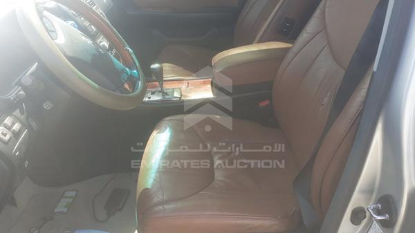 Lexus LS 430 2004 JTHBN36F940137823 Image 5