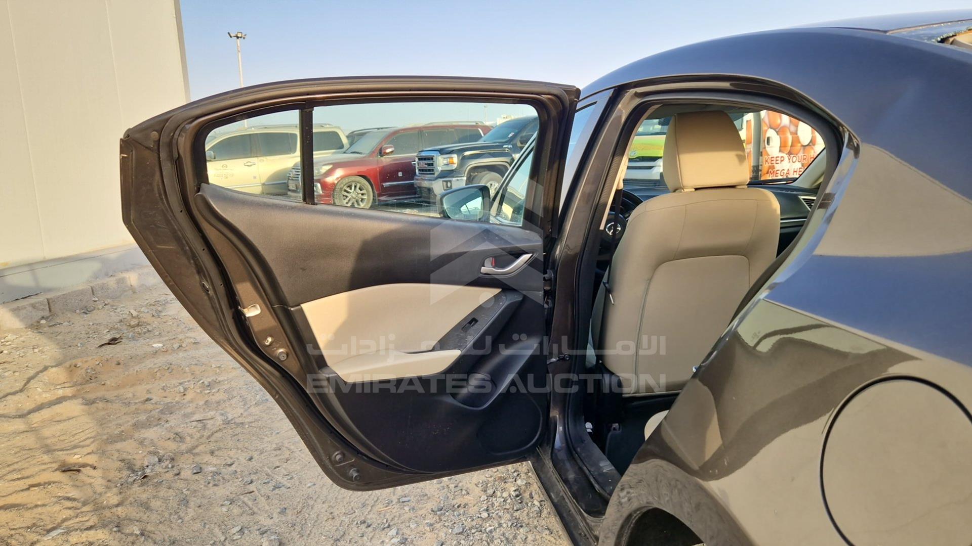 2019 MAZDA 3 VIN: JM7BN1SZ7K1269174