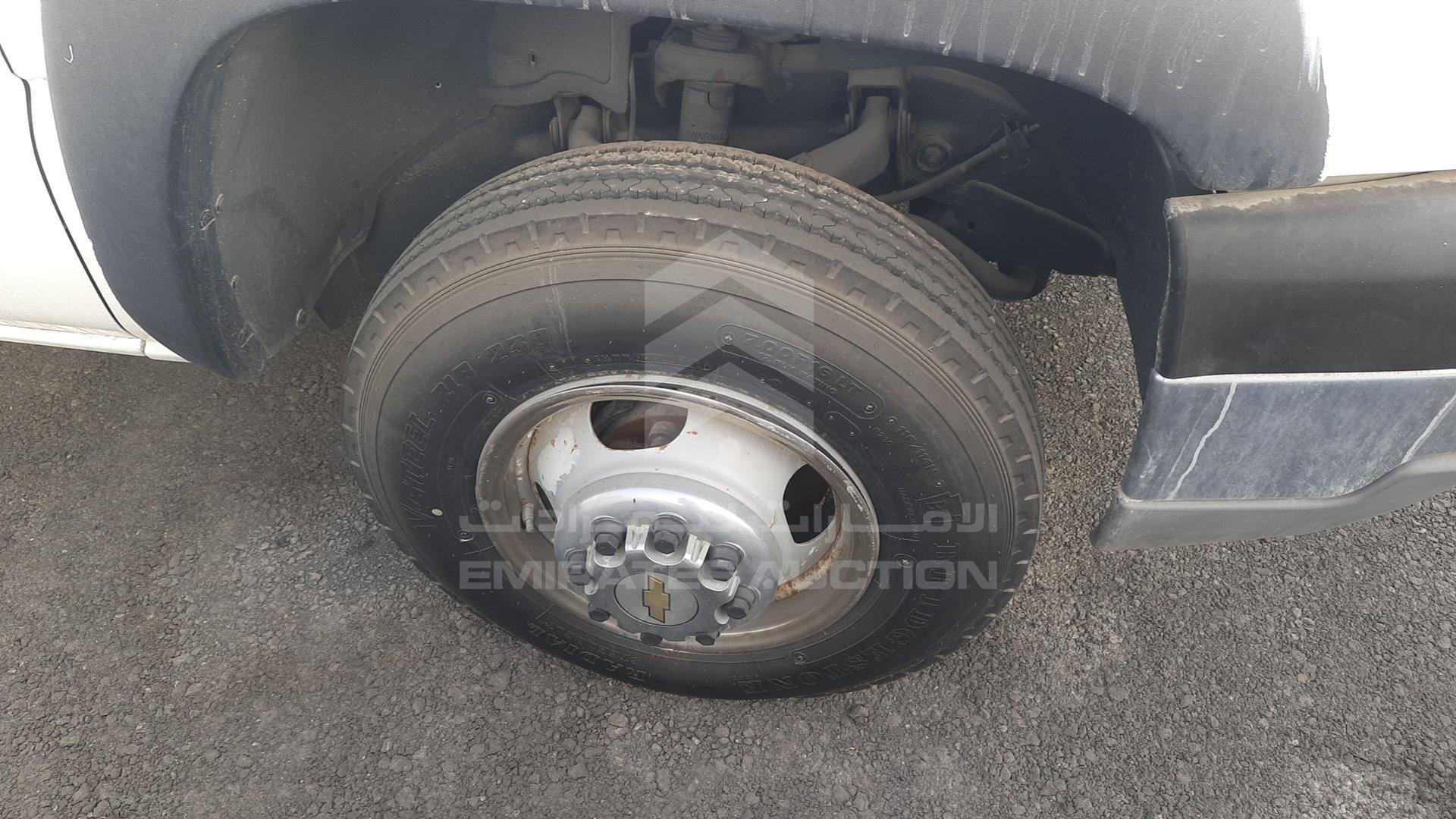 2003 CHEVROLET SILVERADO VIN: 1GCJK33U03F173050