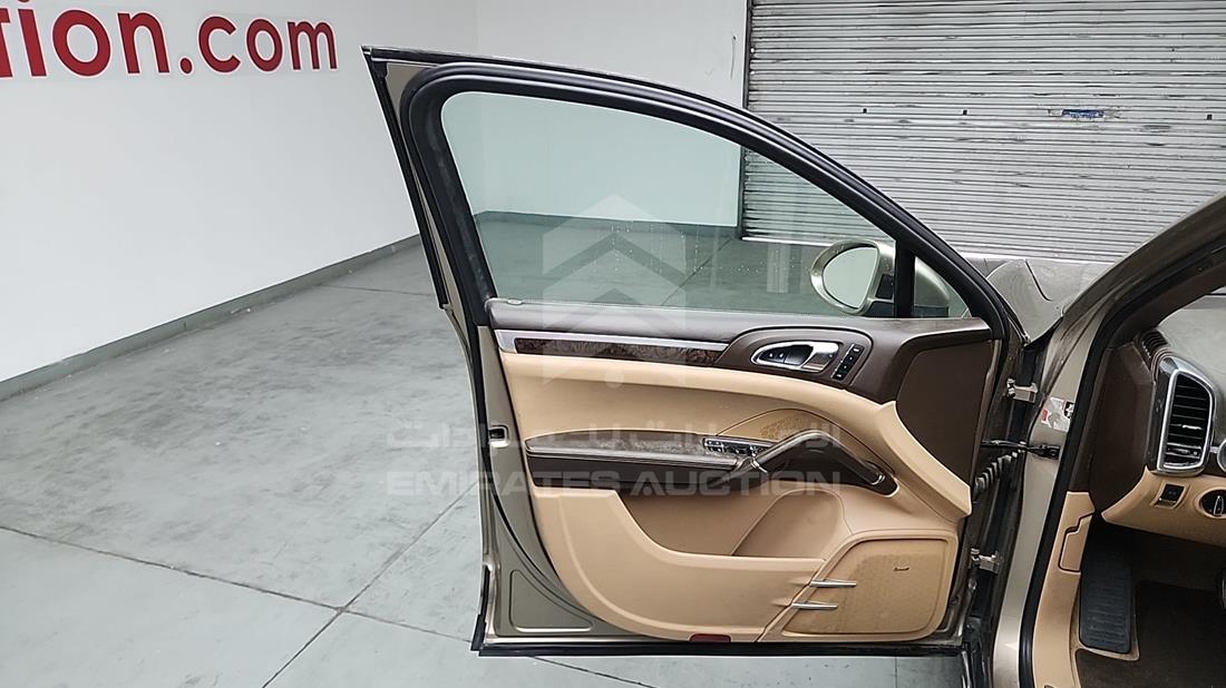 2016 Porsche Cayenne — Front Left Door — Photo 10