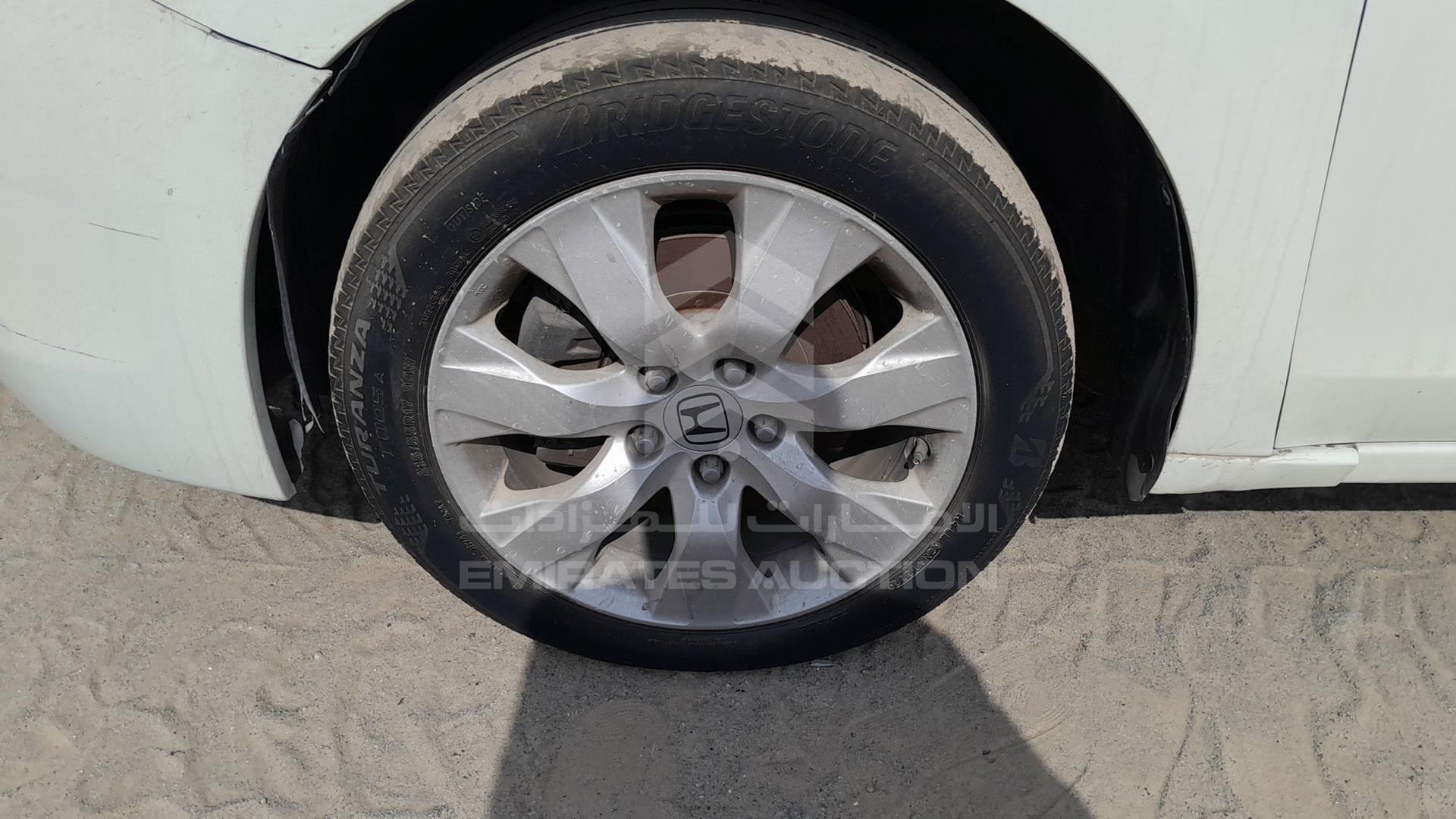 2008 HONDA ACCORD VIN: JHMCP267X8C412475
